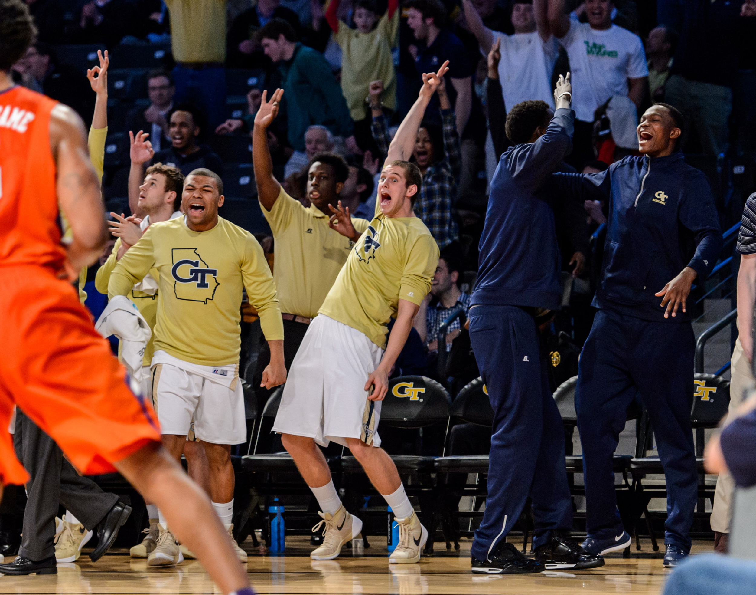 The bench reacts
