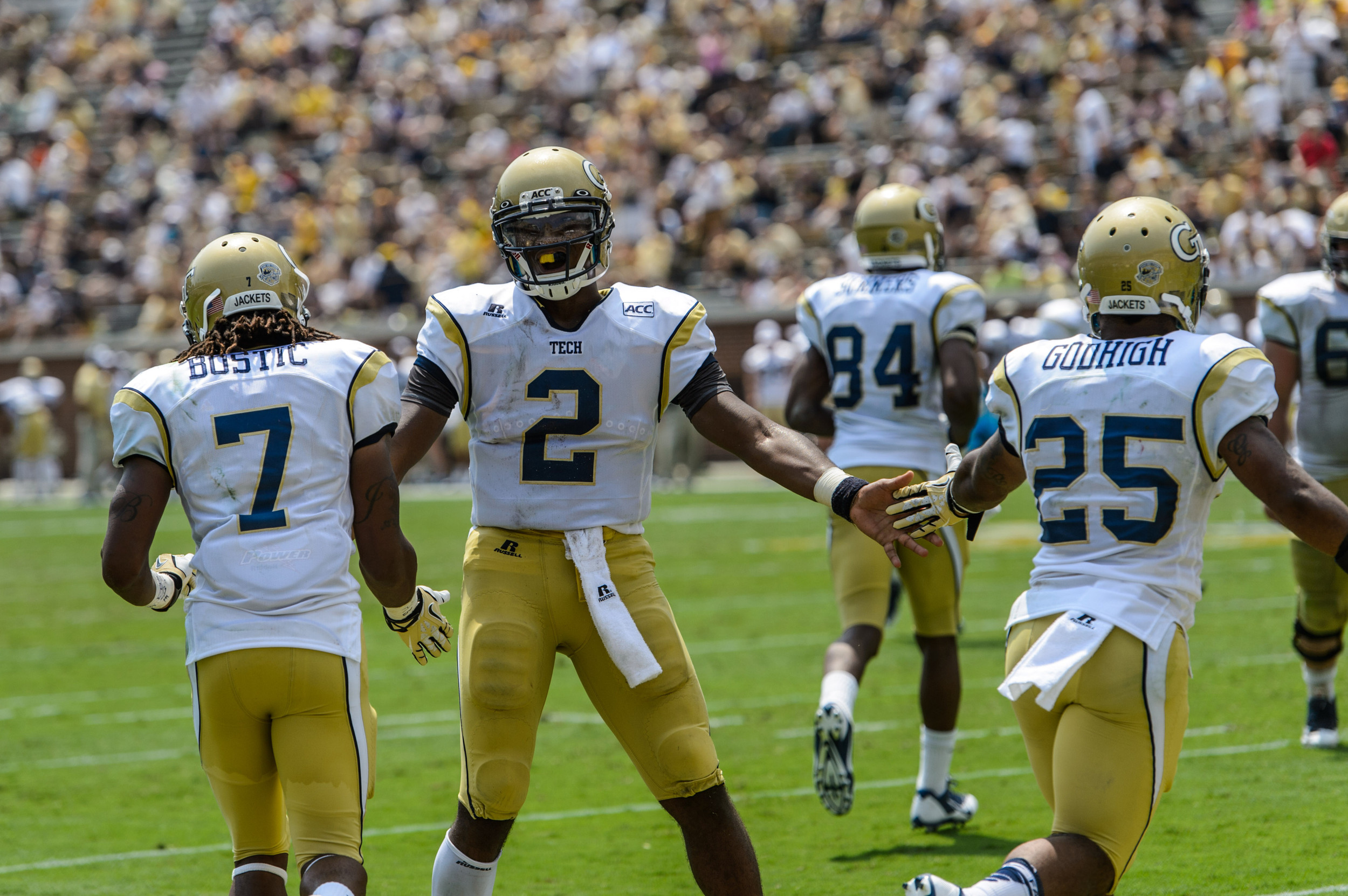 B.J. Bostic (7), Robert Godhigh (25), Vad Lee (2)