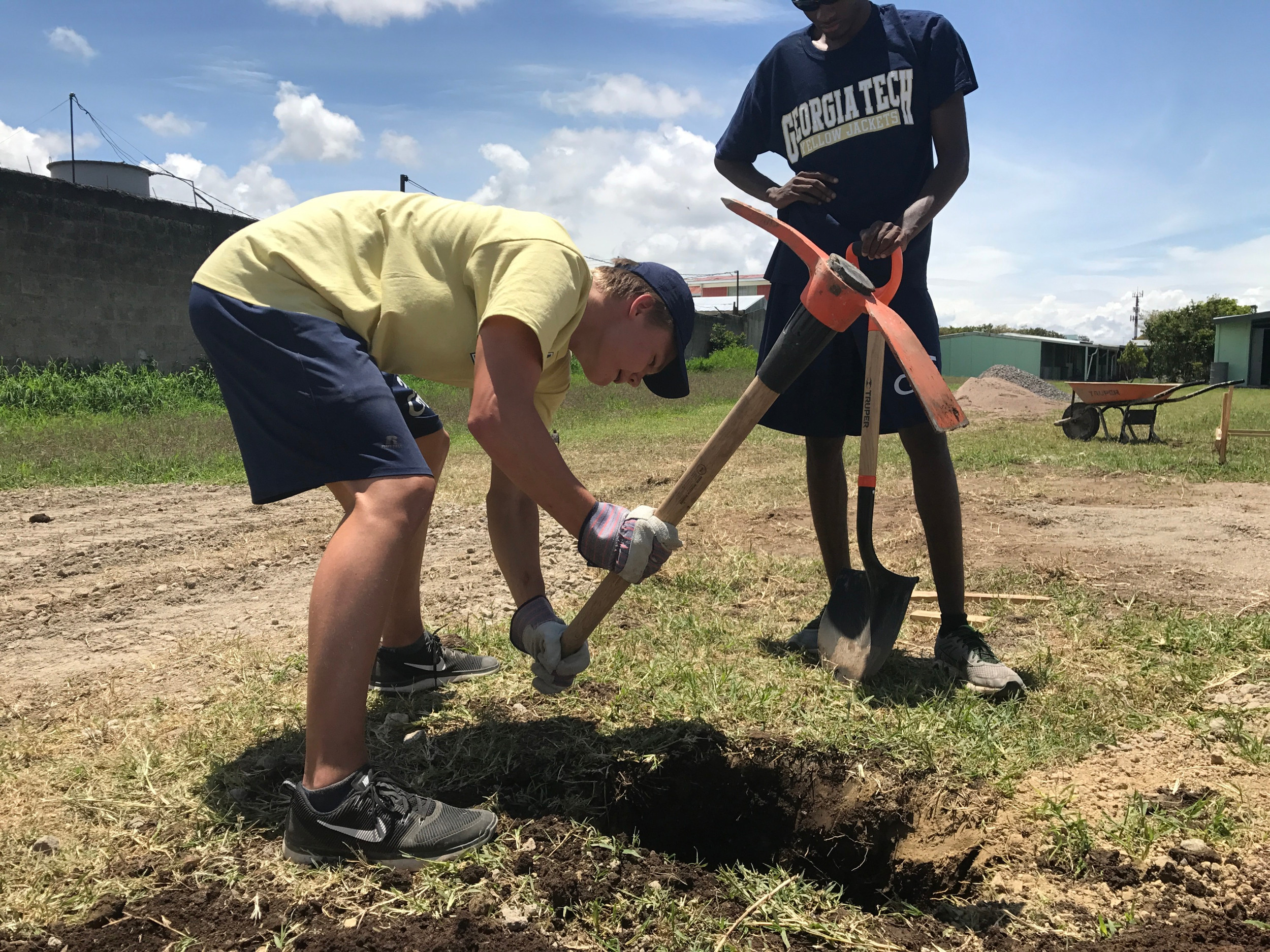 Jackets Without Borders - 2017 Summer to Costa Rica