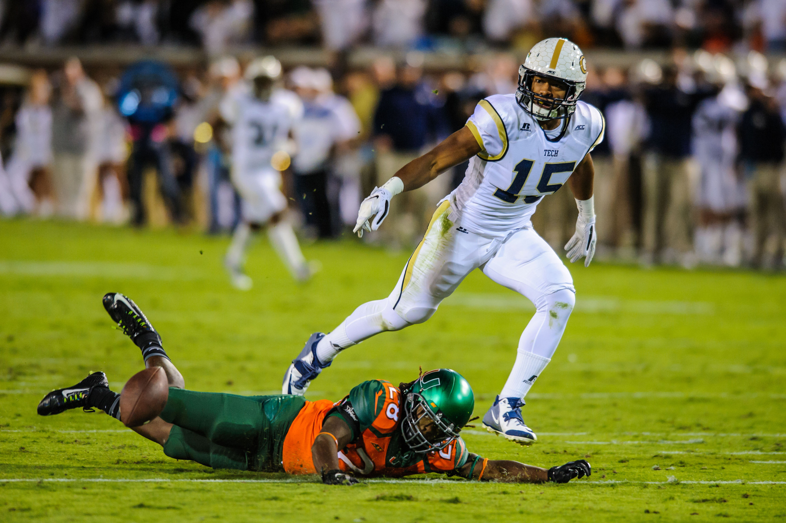 DeAndre Smelter (15)