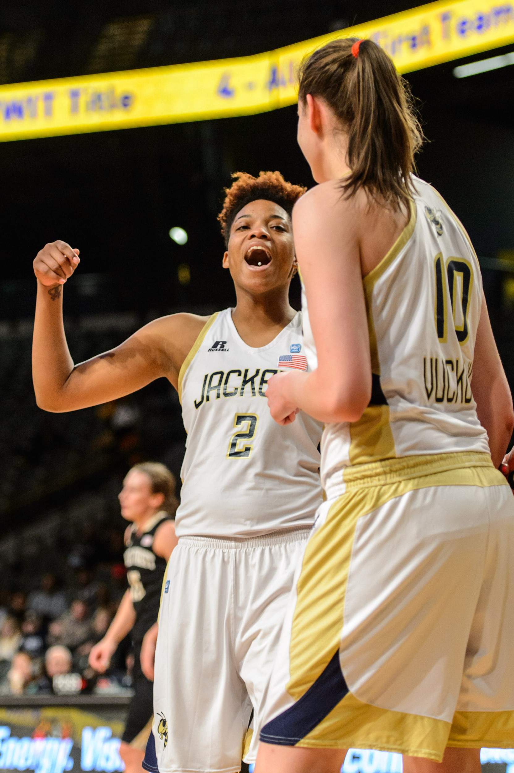 Katarina Vuckovic (10), Aaliyah Whiteside (2)