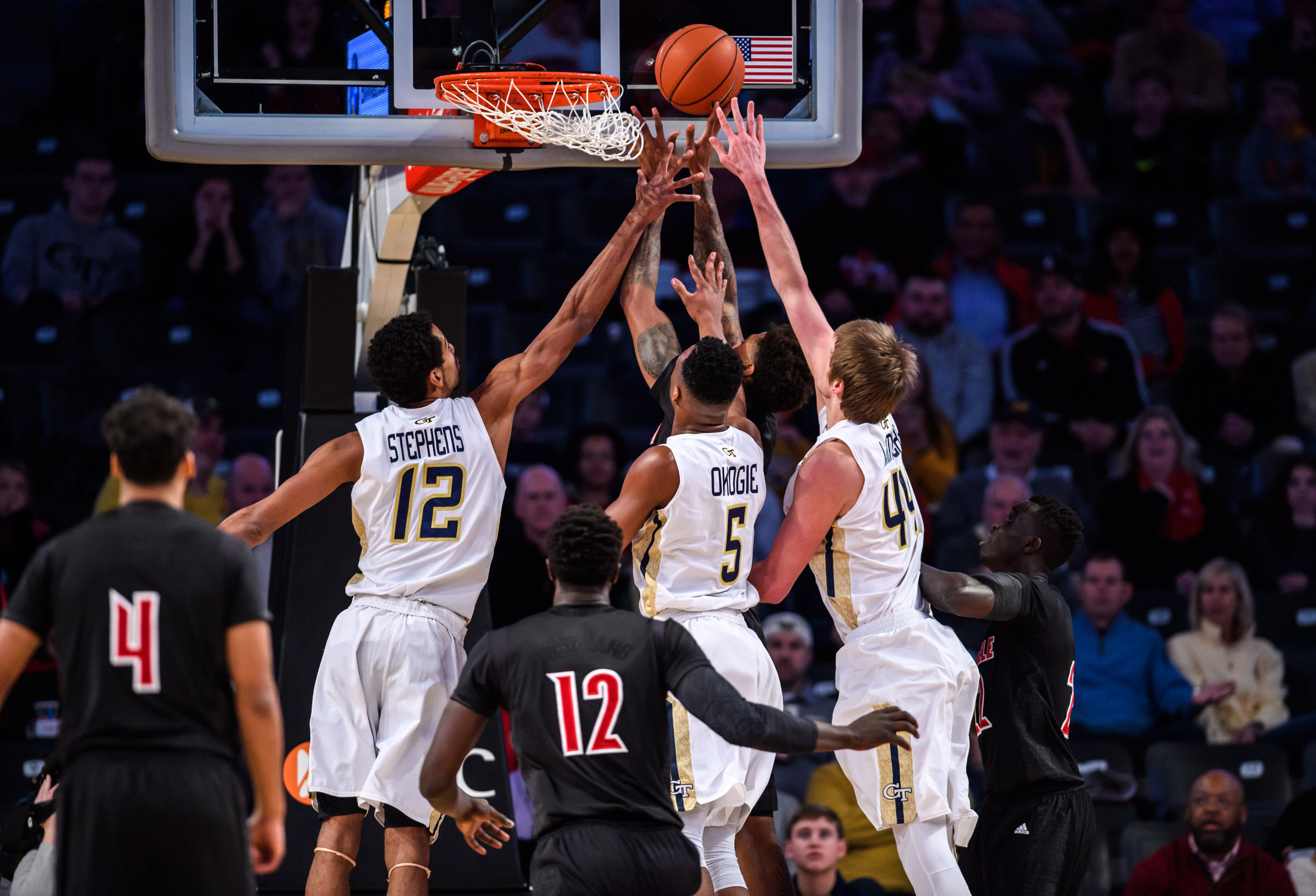 Ben Lammers (44), Josh Okogie (5), Quinton Stephens (12)