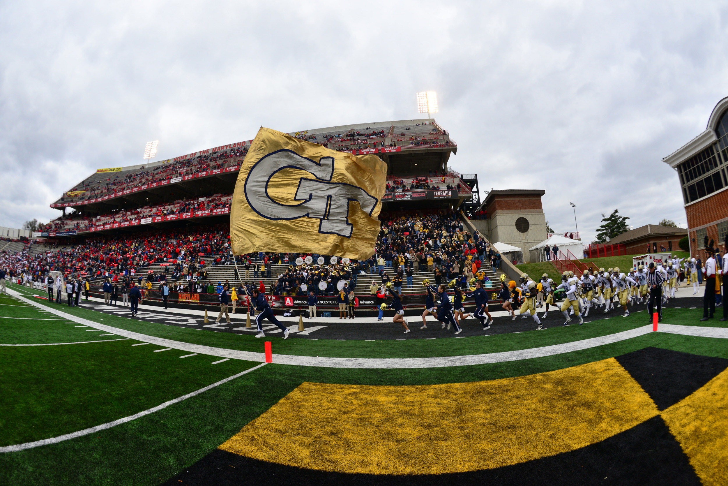 The team runs out prior to kickoff.