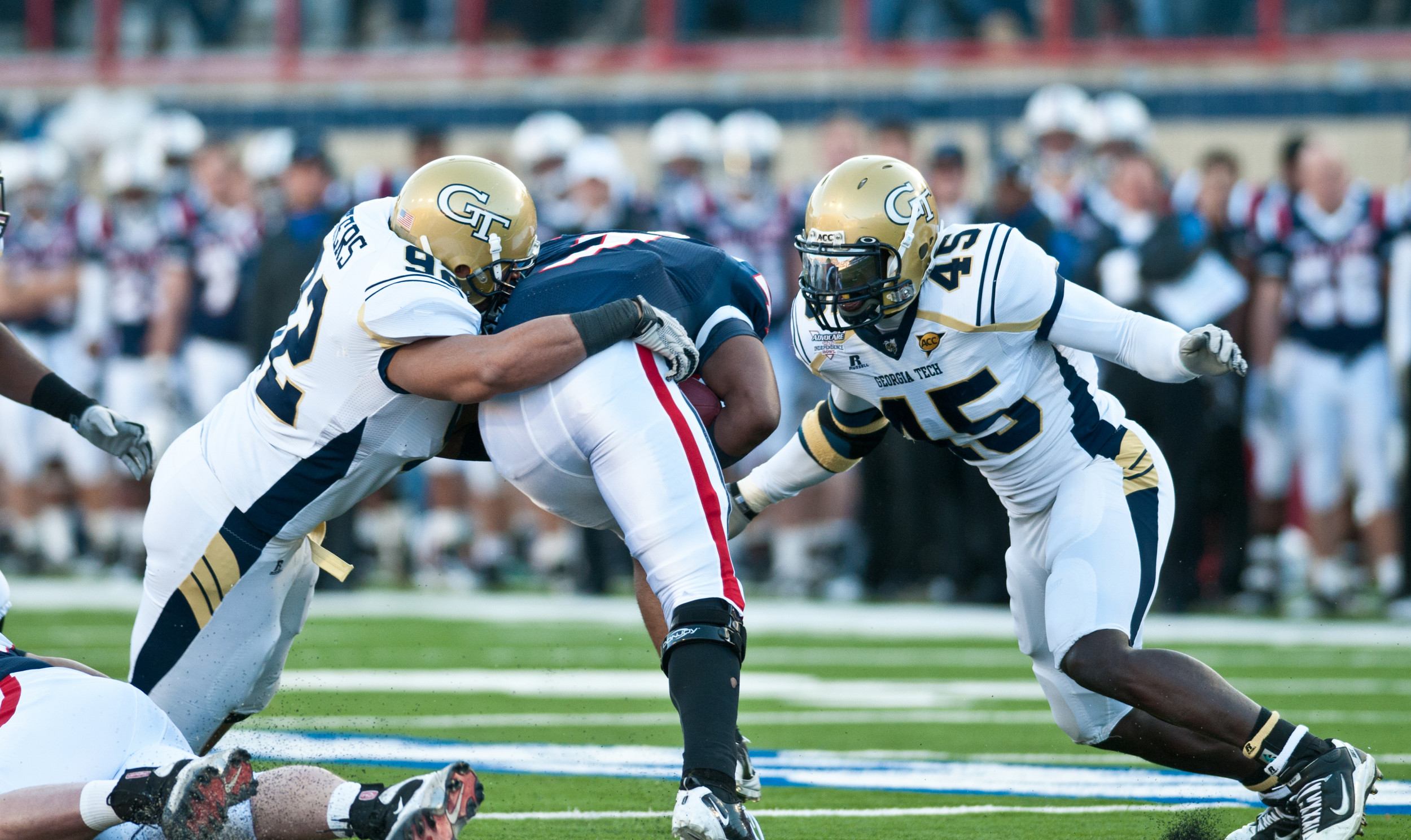 Jeremiah Attaochu (45), Jason Peters (92)