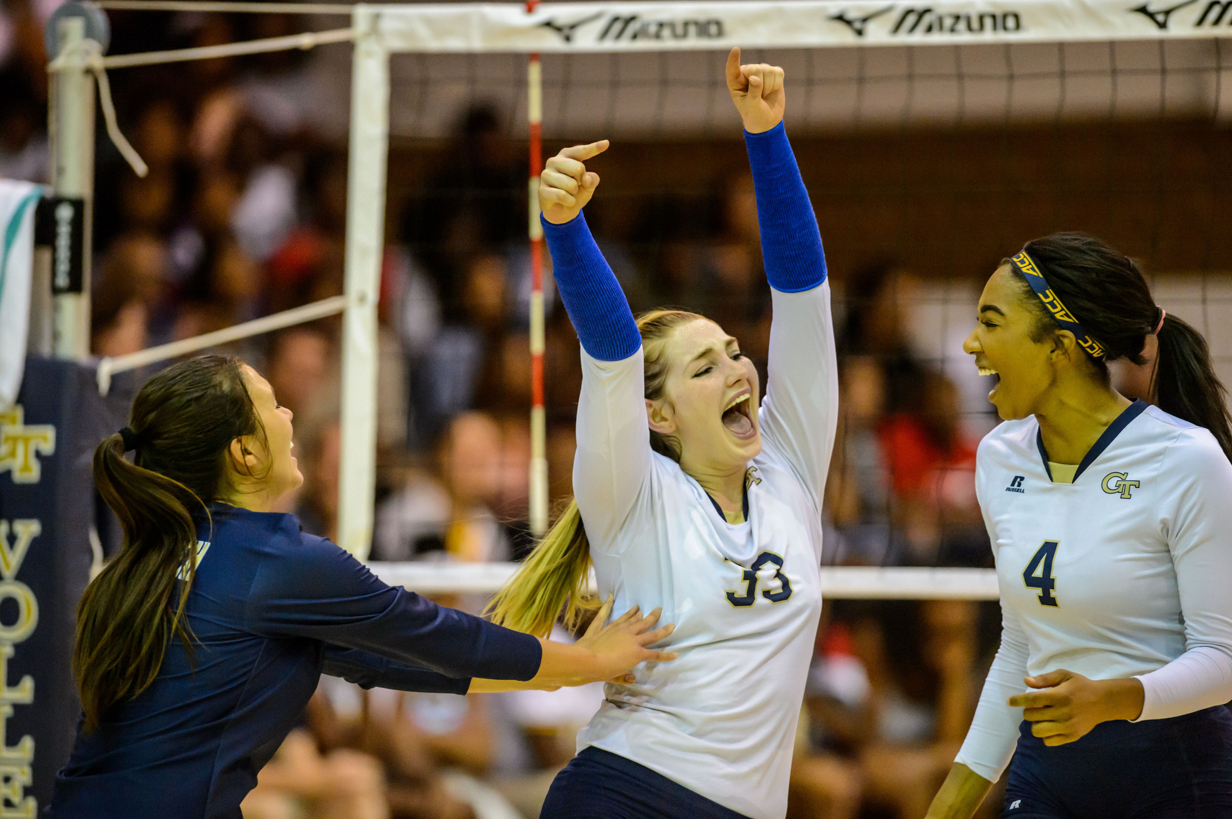 London Ackermann (2), Ashley Askin (33), Sydney Wilson (4)