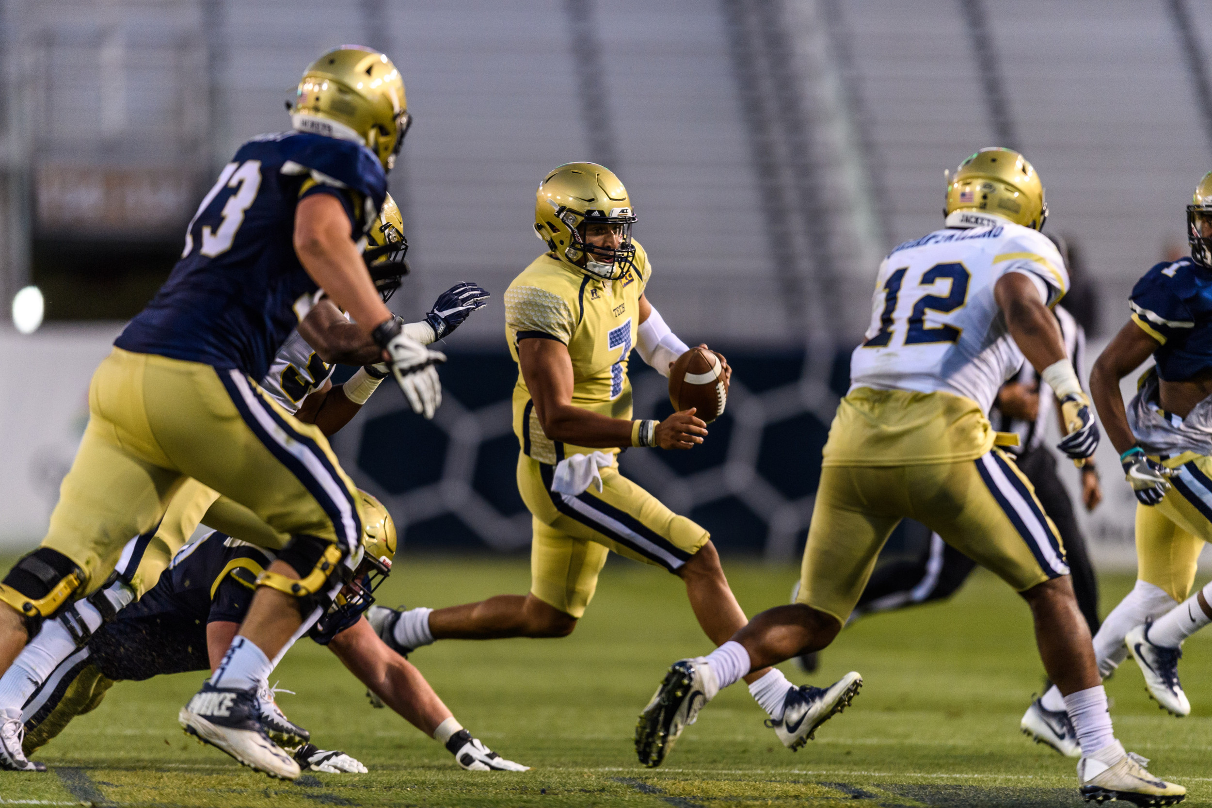 Lucas Johnson (7)