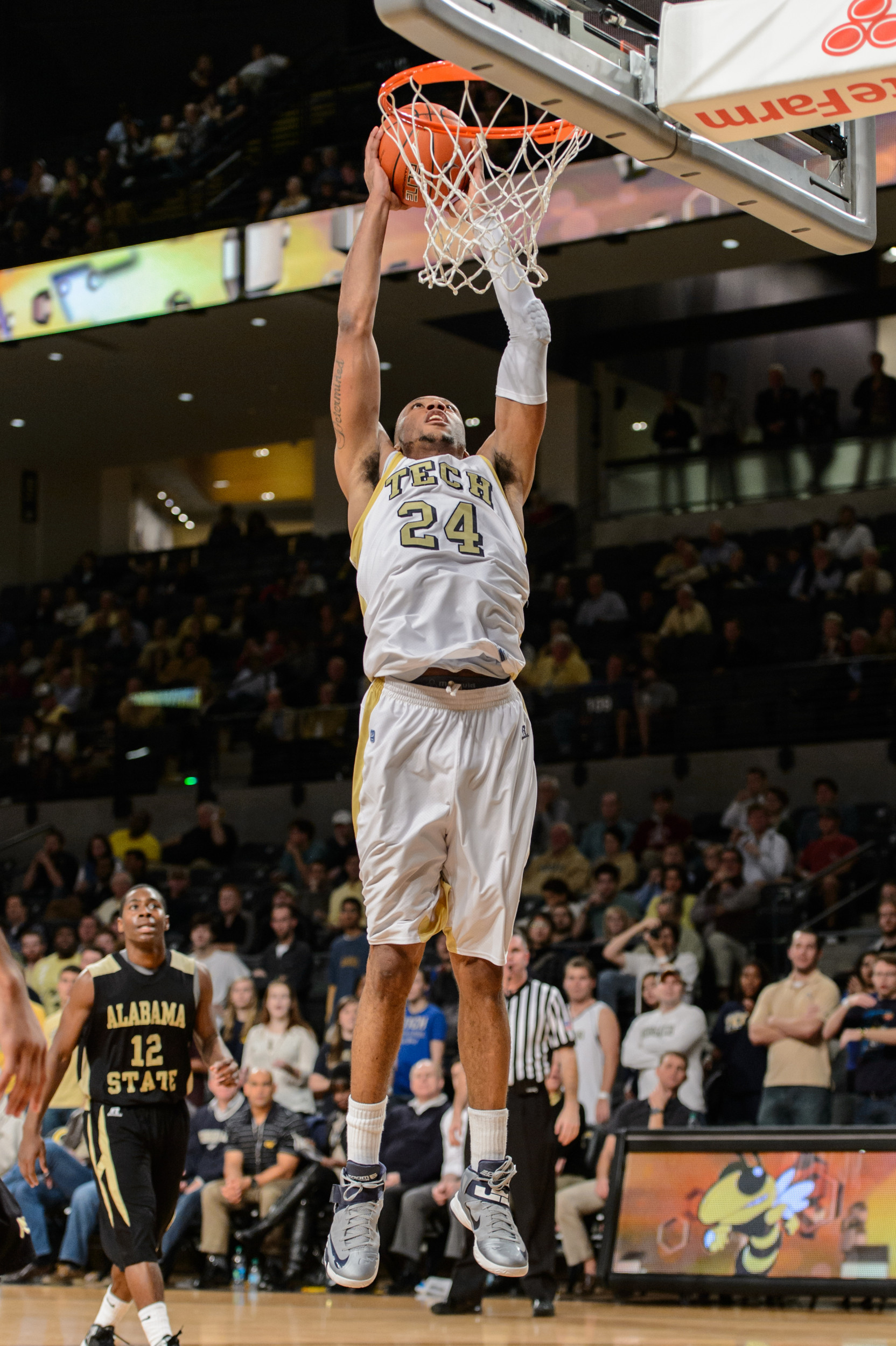 Kammeon Holsey (24)