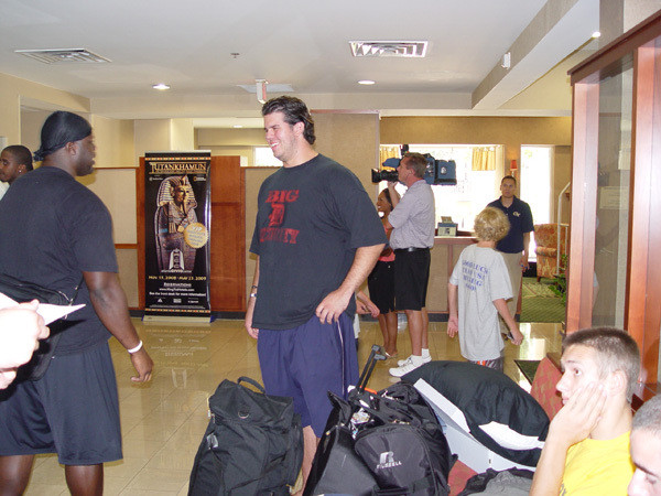 Players arrive for the start of fall camp (July 22, 2008)