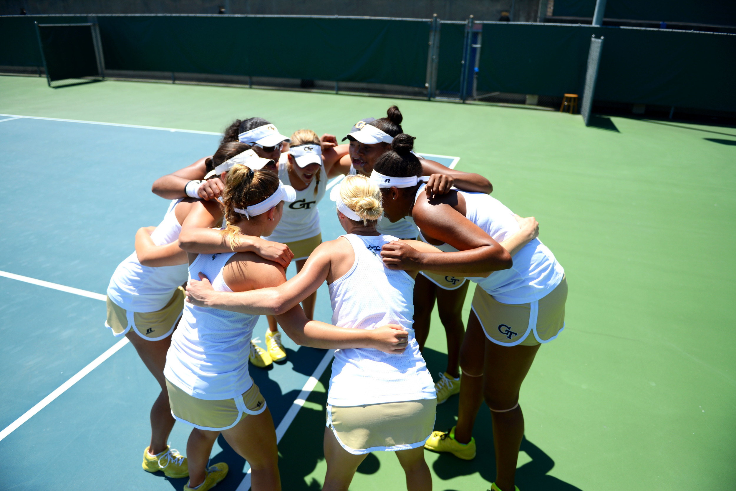 The team huddles before taking on Wichita State in the first round of the NCAA Championship.