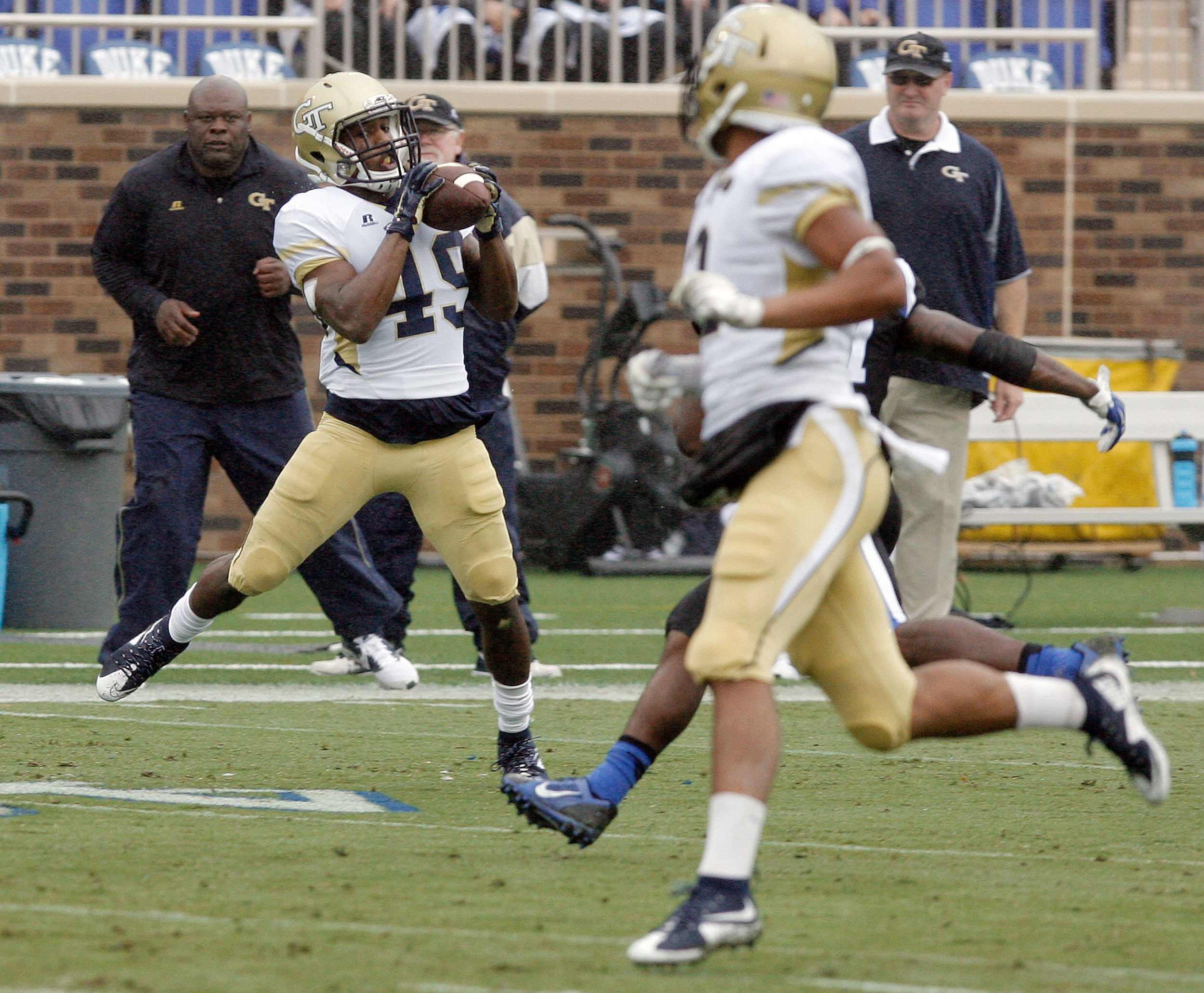 Yellow Jackets running back Clinton Lynch (49) Mark Dolejs-USA TODAY Sports