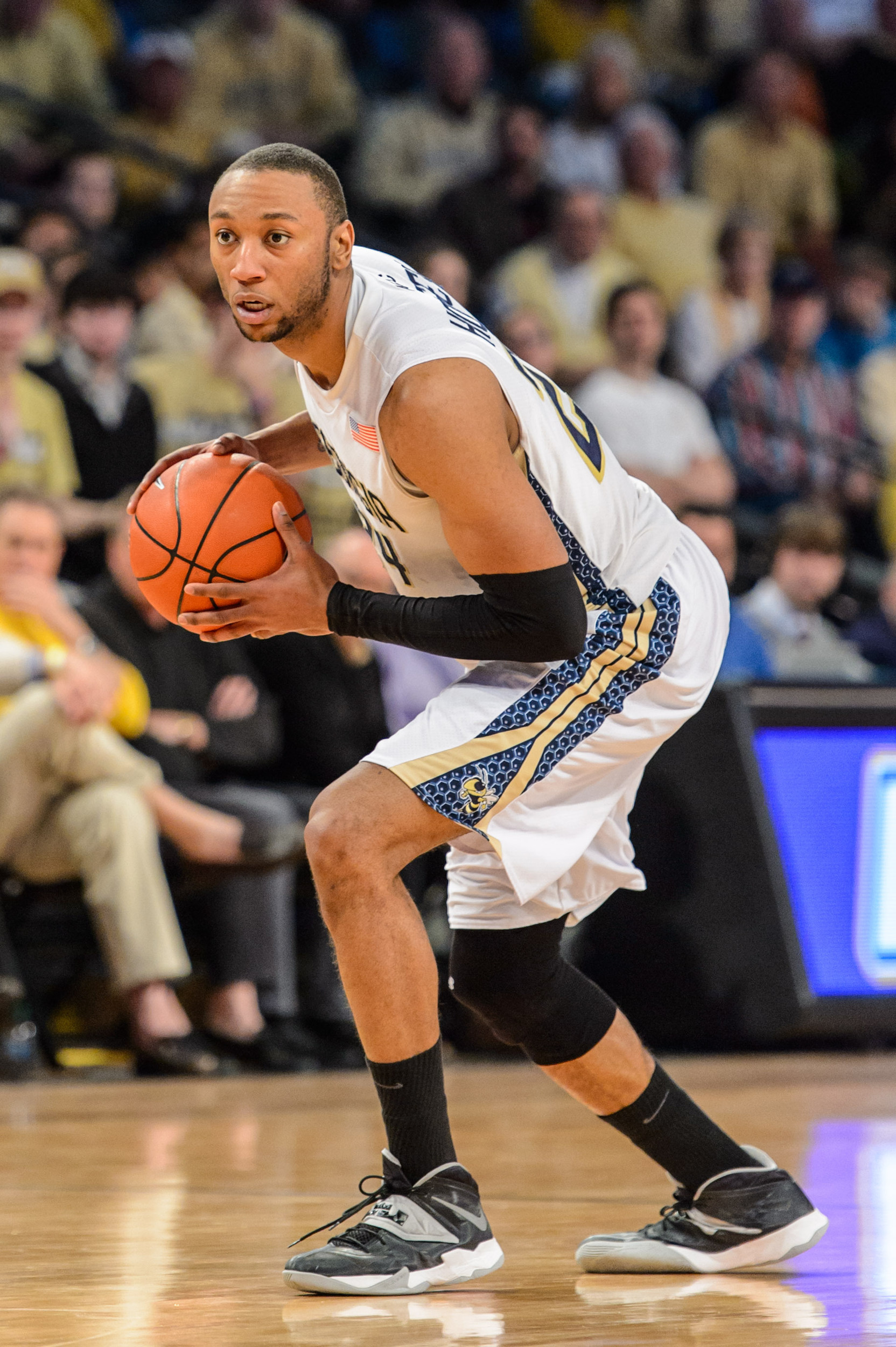 Kammeon Holsey (24)