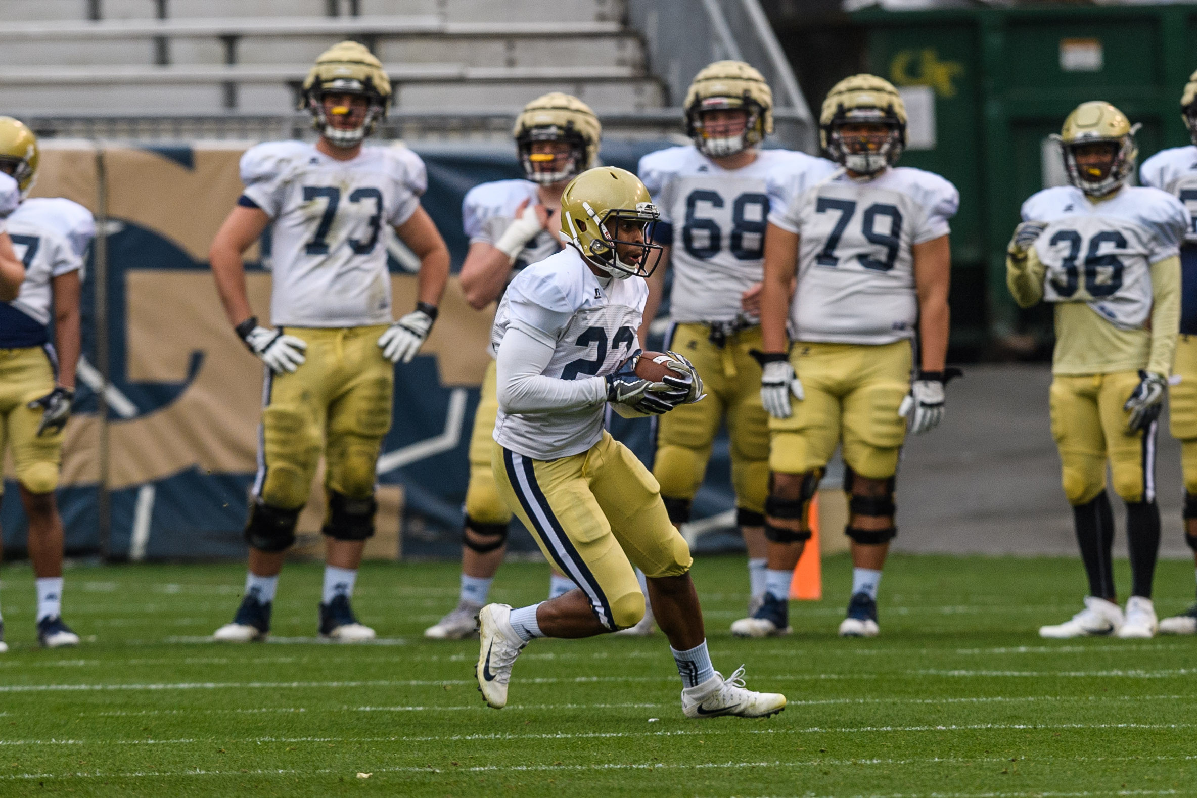Melvin Davis (23)