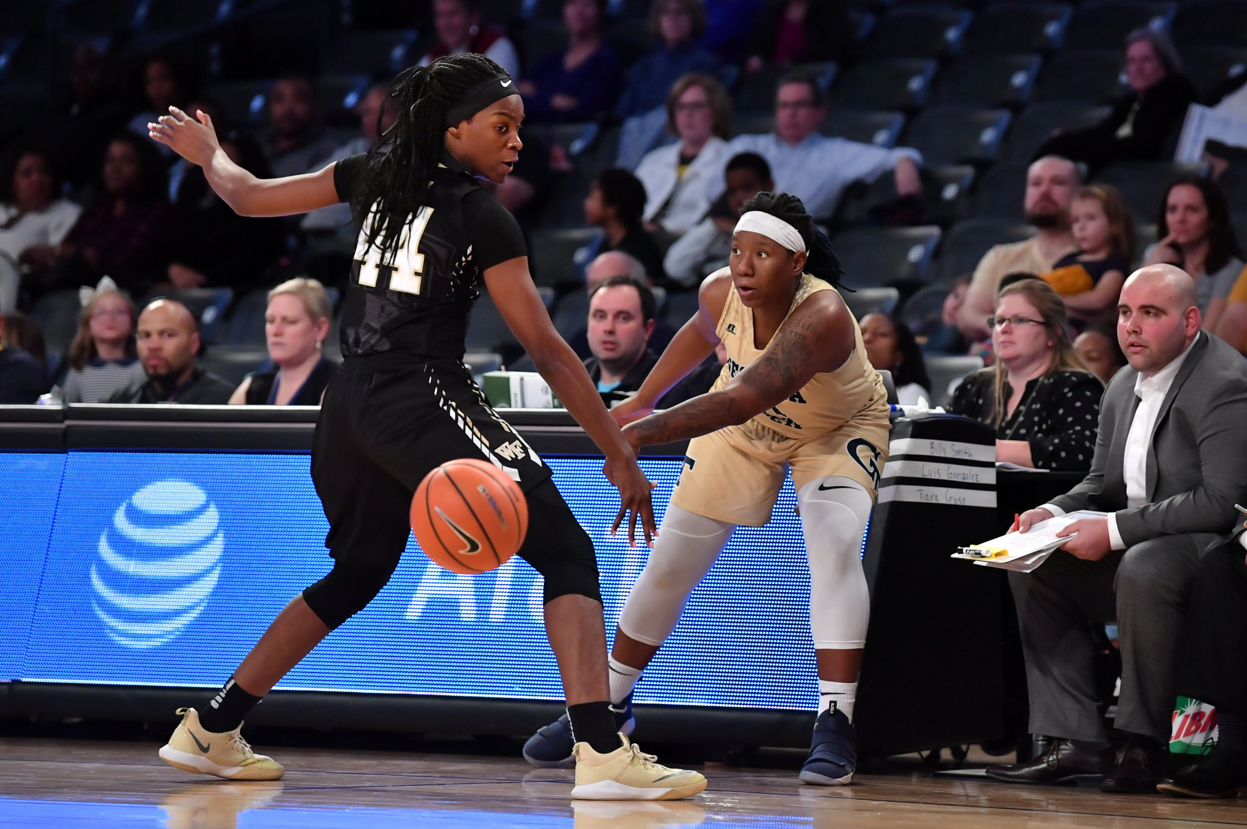 Zaire O'Neil (21)