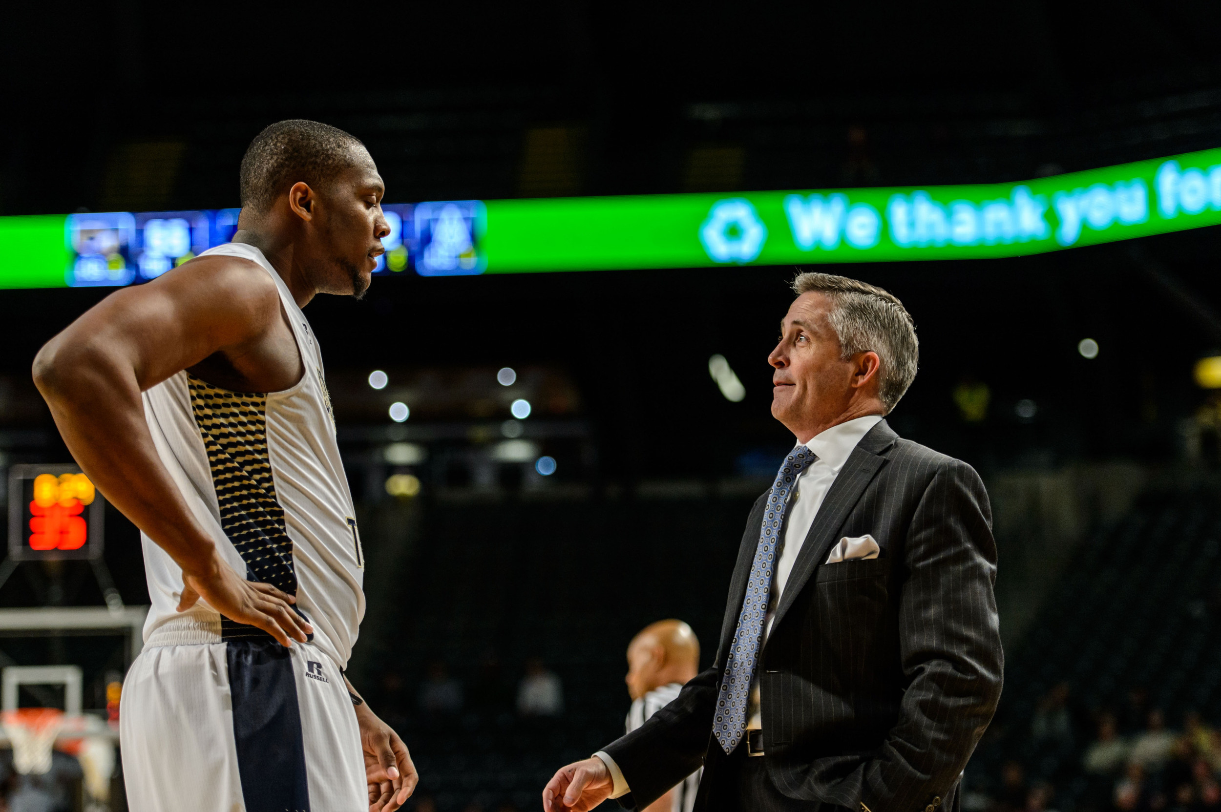Coach Brian Gregory, Charles Mitchell (0)