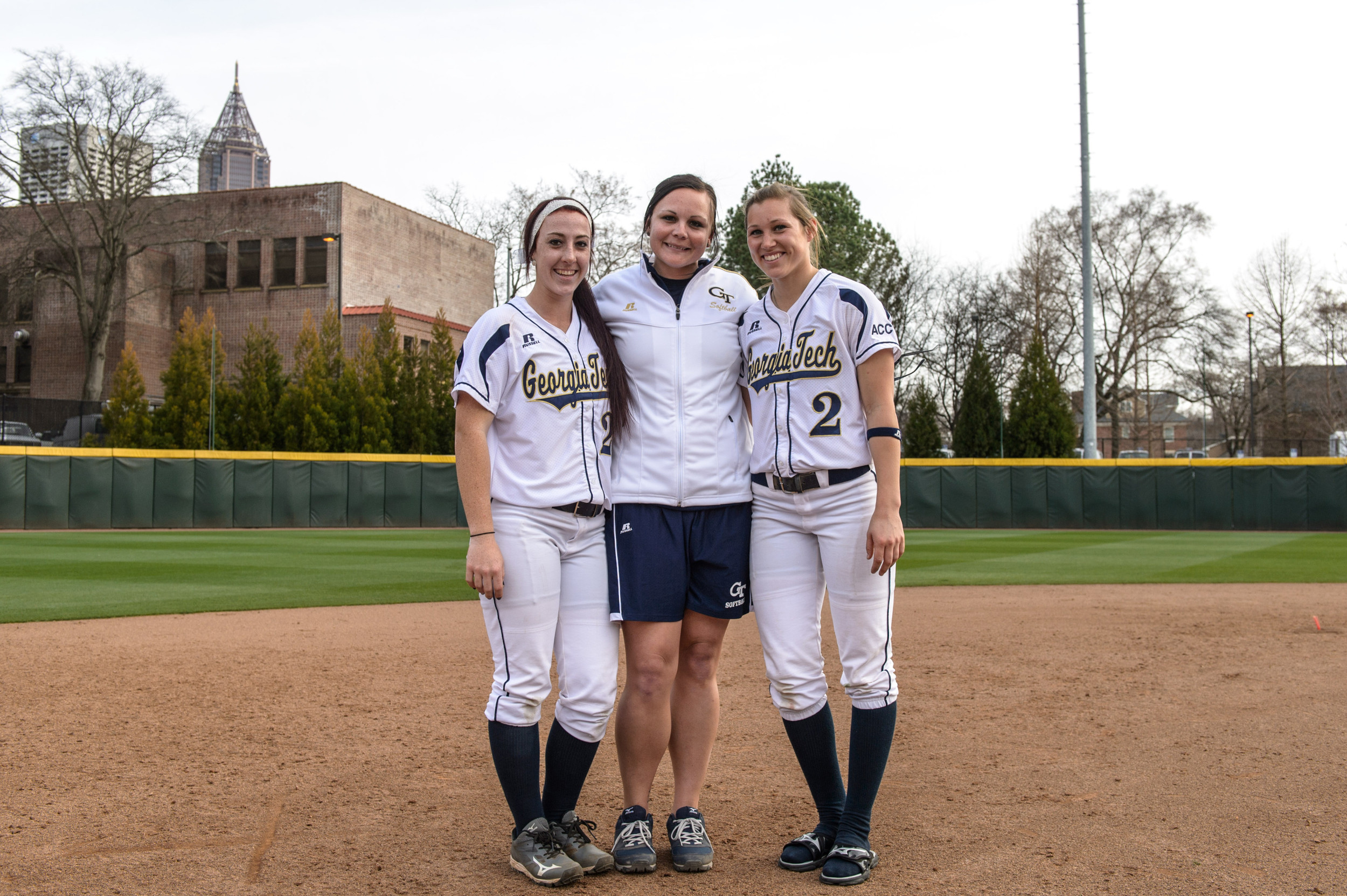 Maddie Lionberger (2), Charlotte Morgan, Courtney Ziese (27)