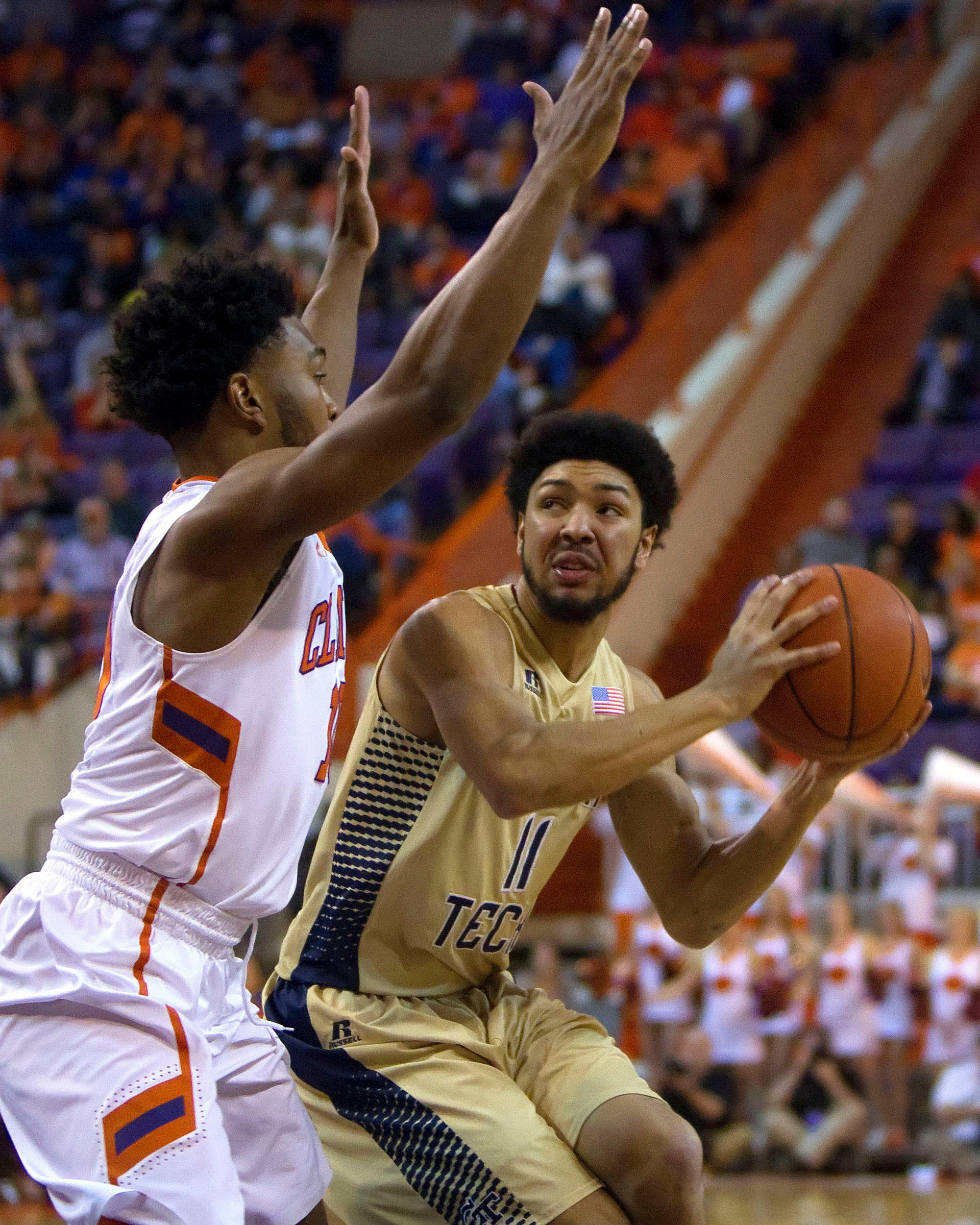 Georgia Tech guard Josh Heath (11) attempts to drive to the basket (Joshua S. Kelly-USA TODAY Sports)