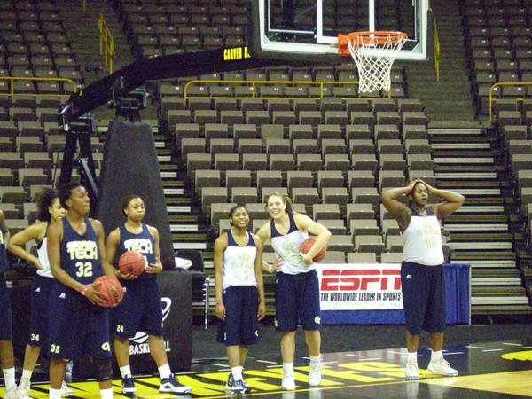 Pre-Second Round Practice