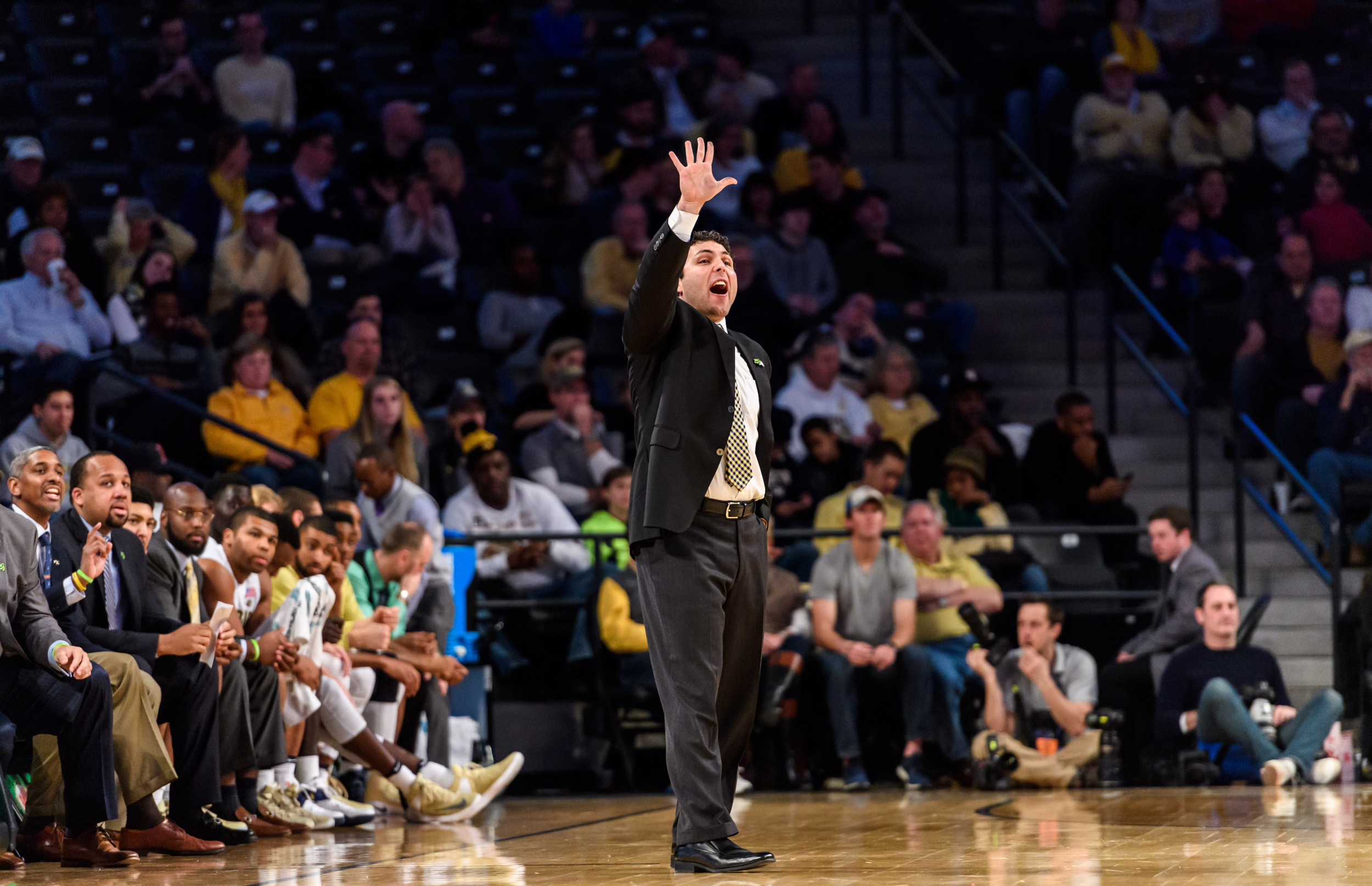 Coach Josh Pastner