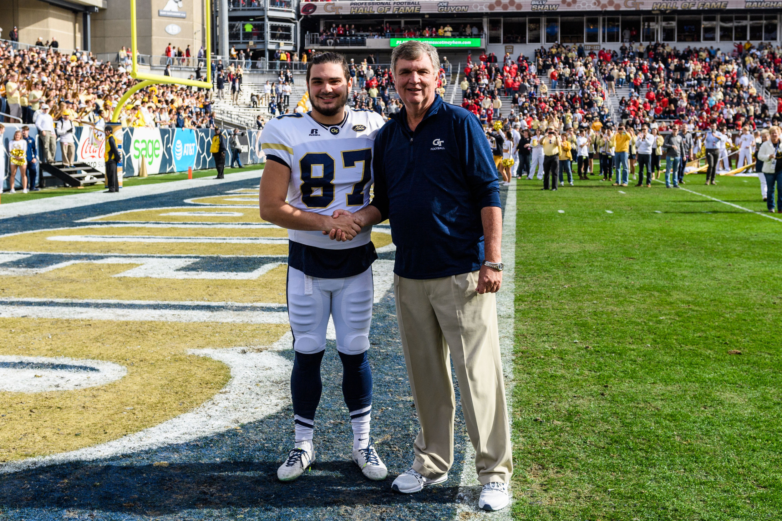 Bennett Barton (87), Coach Paul Johnson