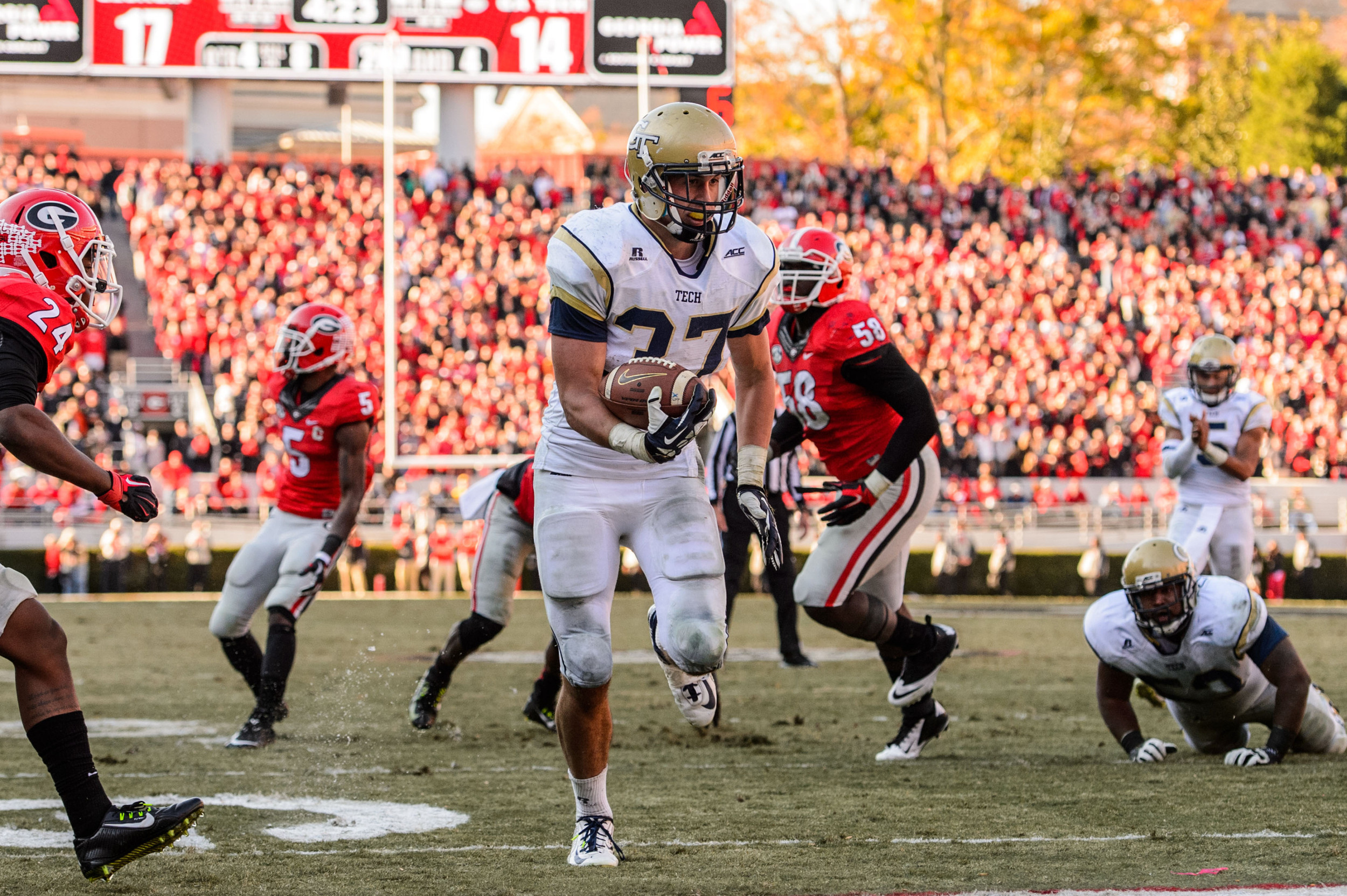 Zach Laskey (37)