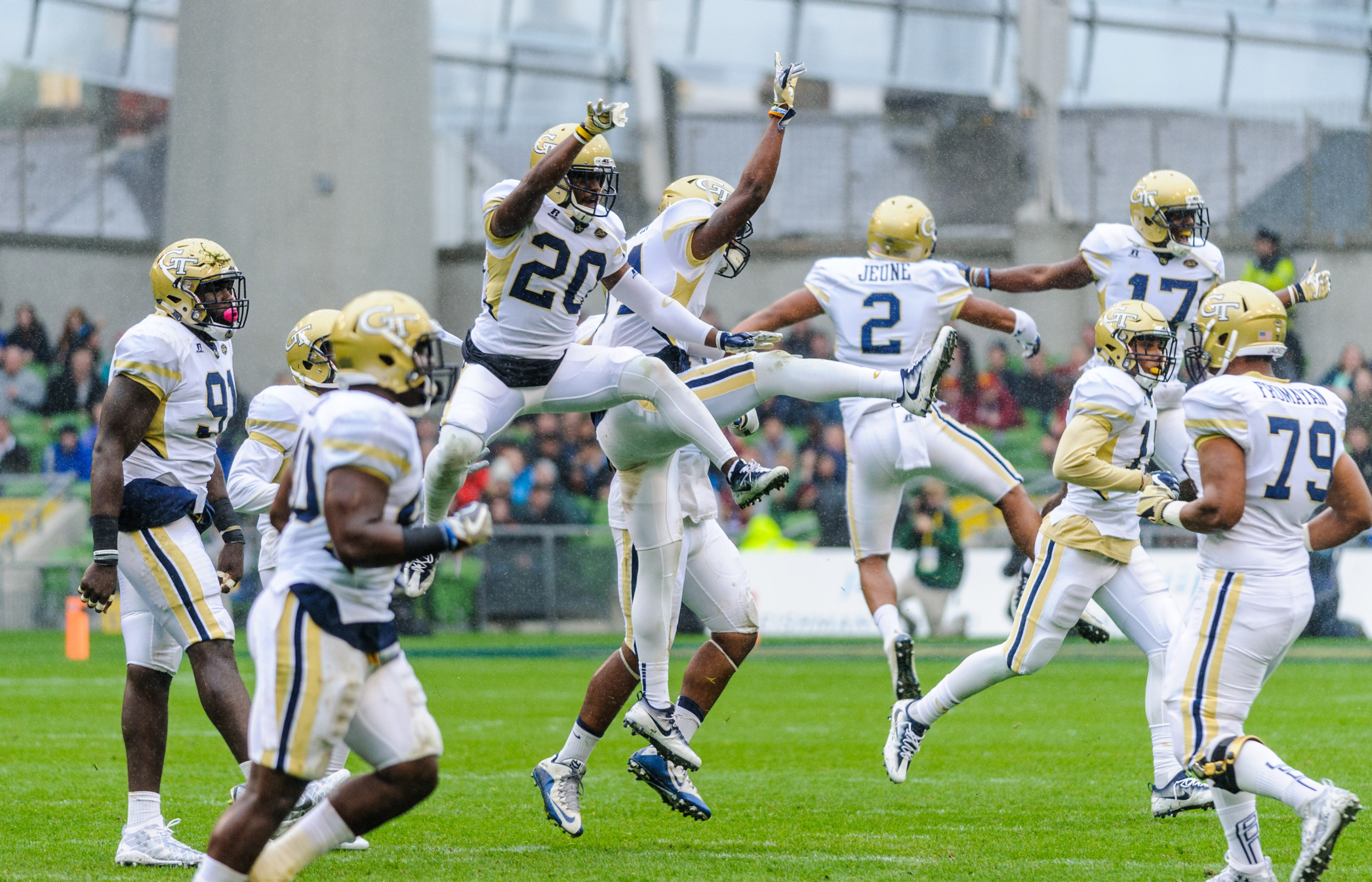 Lawrence Austin (20), Corey Griffin (14)