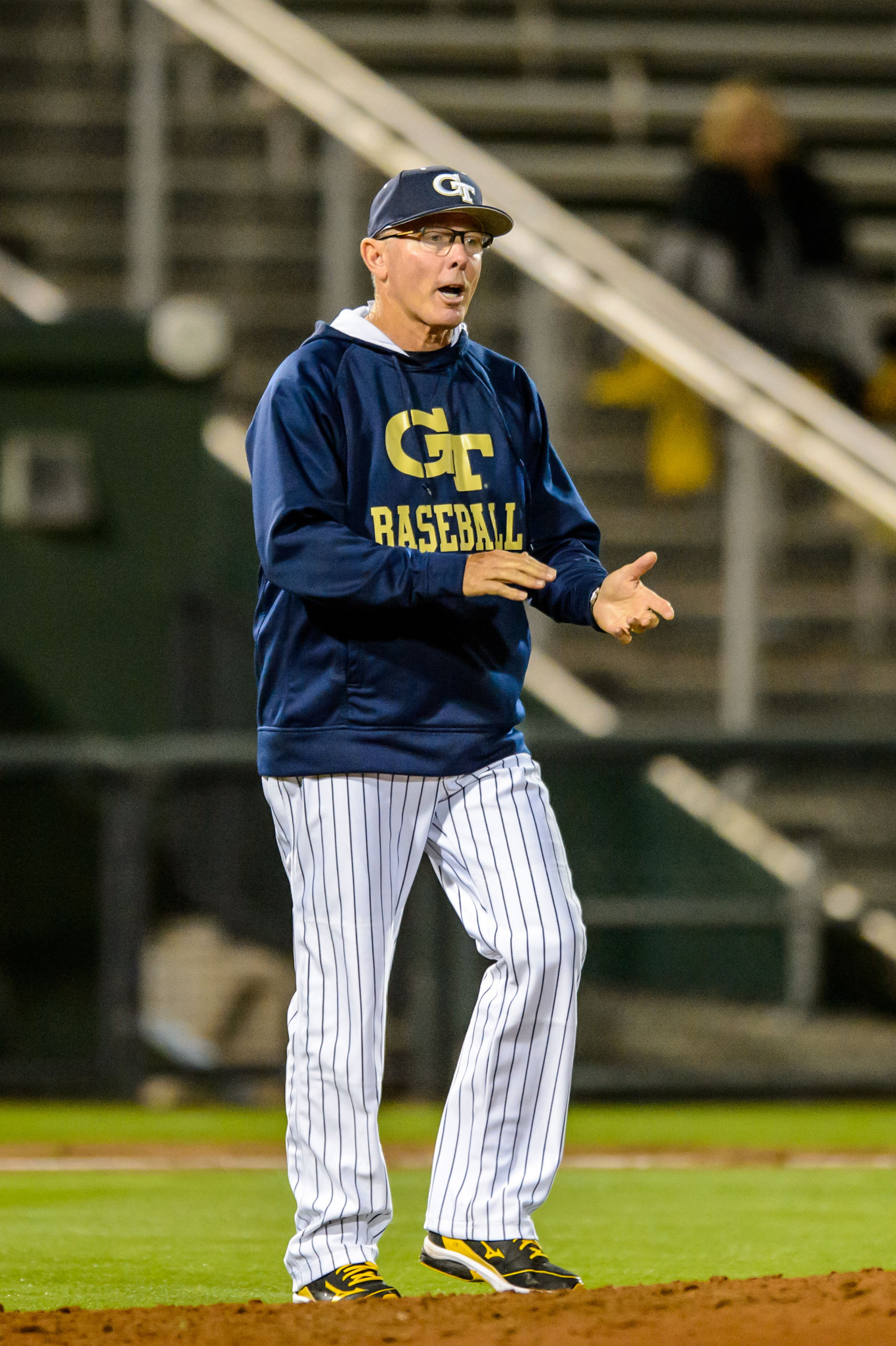 Coach Danny Hall (17)