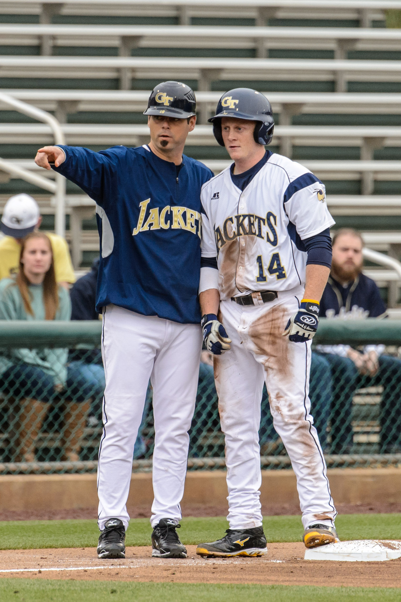 Matt Gonzalez (14), Bryan Prince (18)