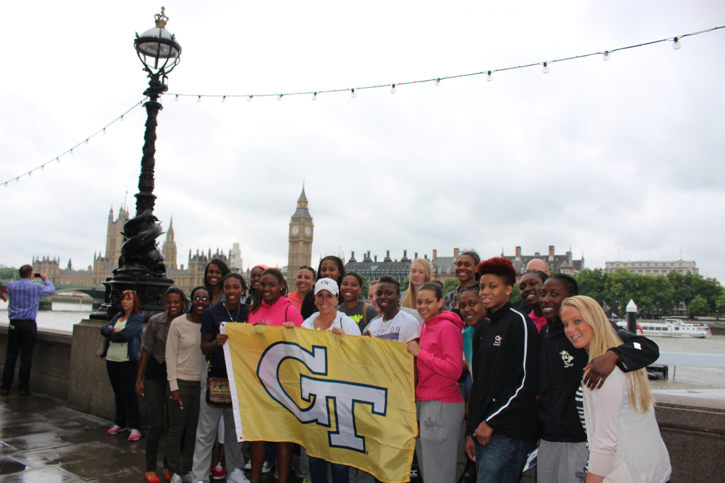 Foreign tour team Big Ben