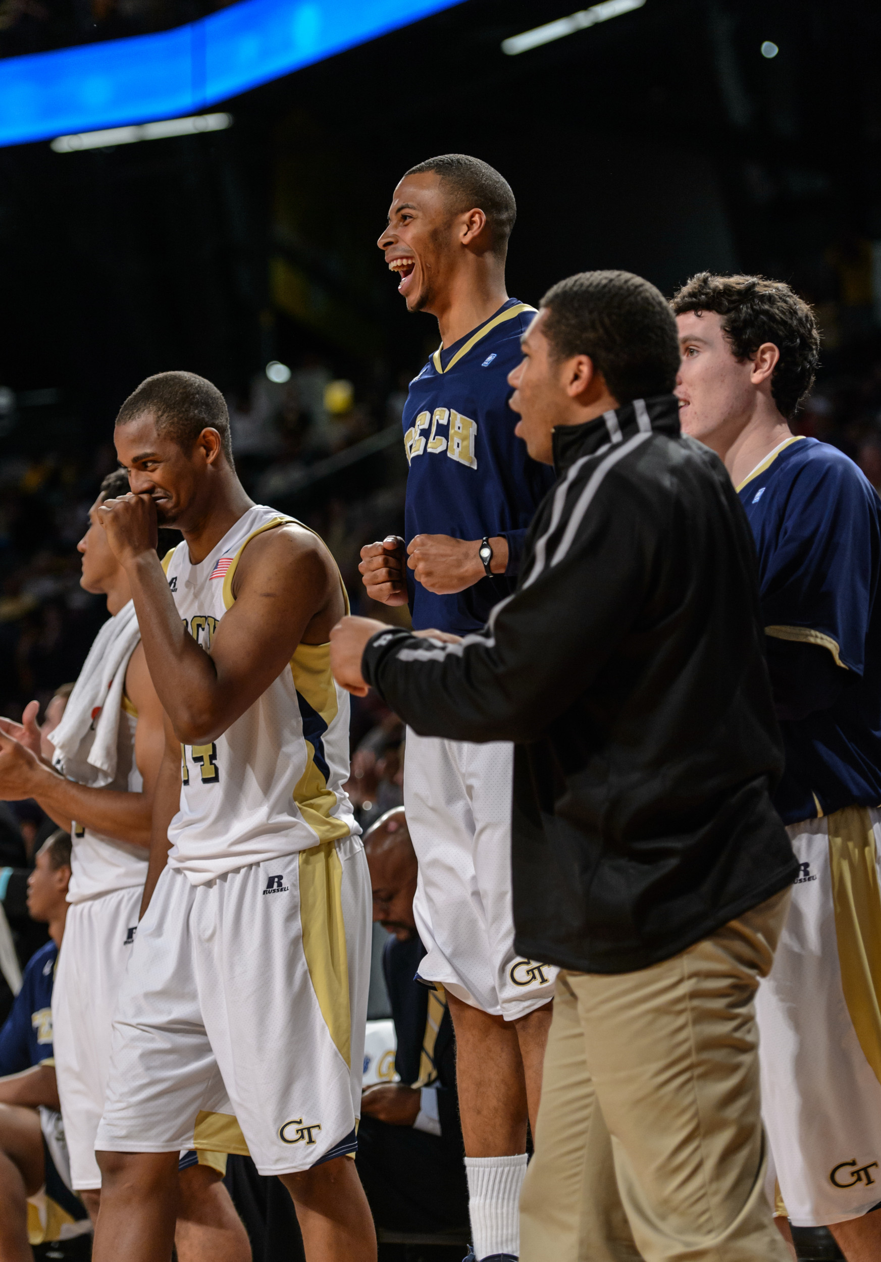 Aaron Peek (31) and the bench celebrate