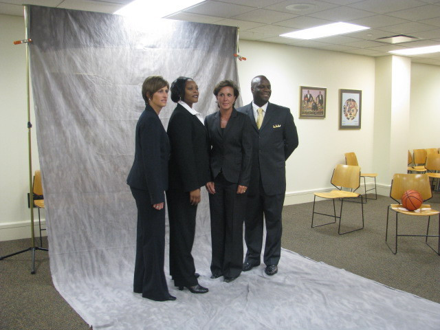 Behind-The-Scenes of 2009-10 Photo Day