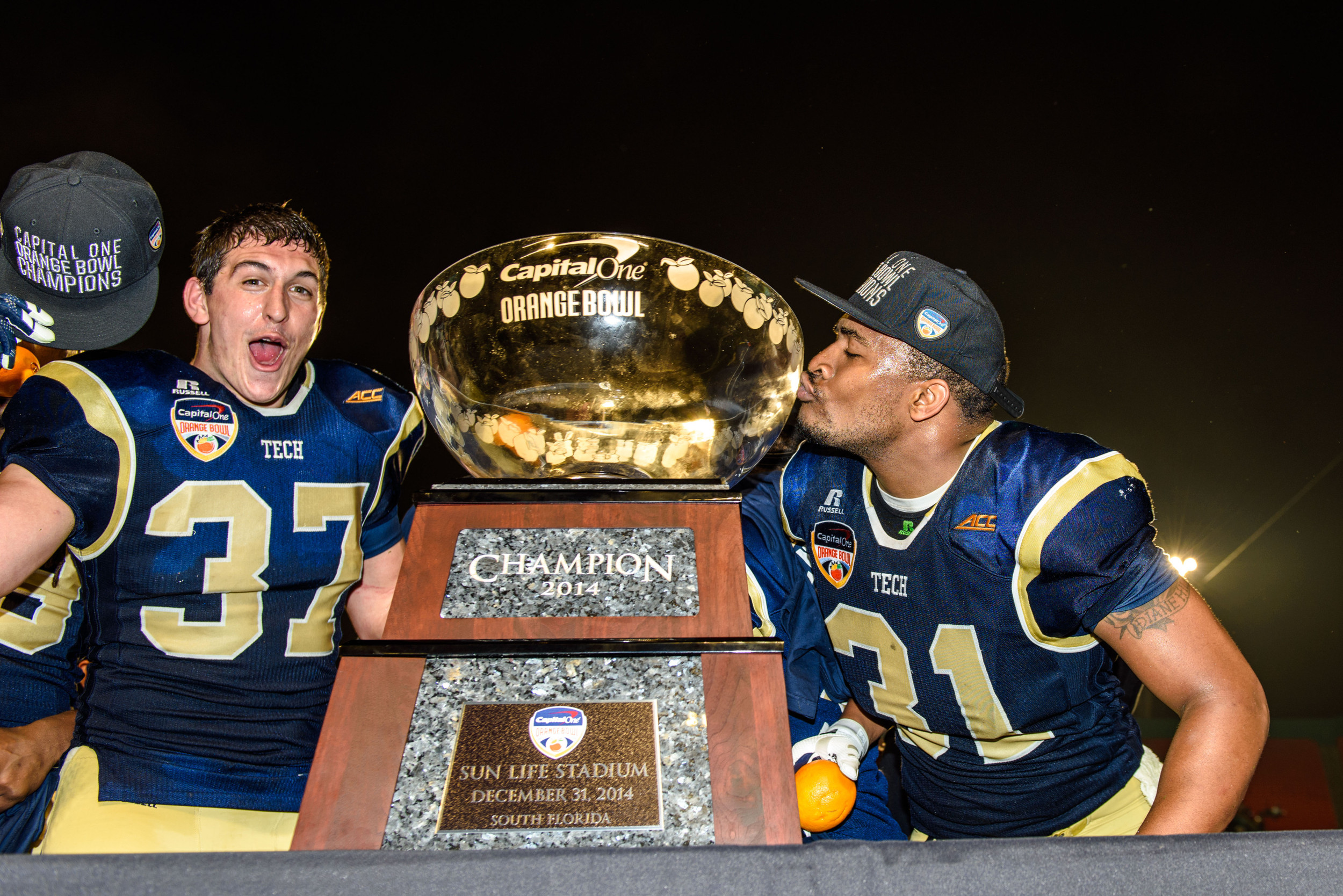 Deon Hill (31), Zach Laskey (37)