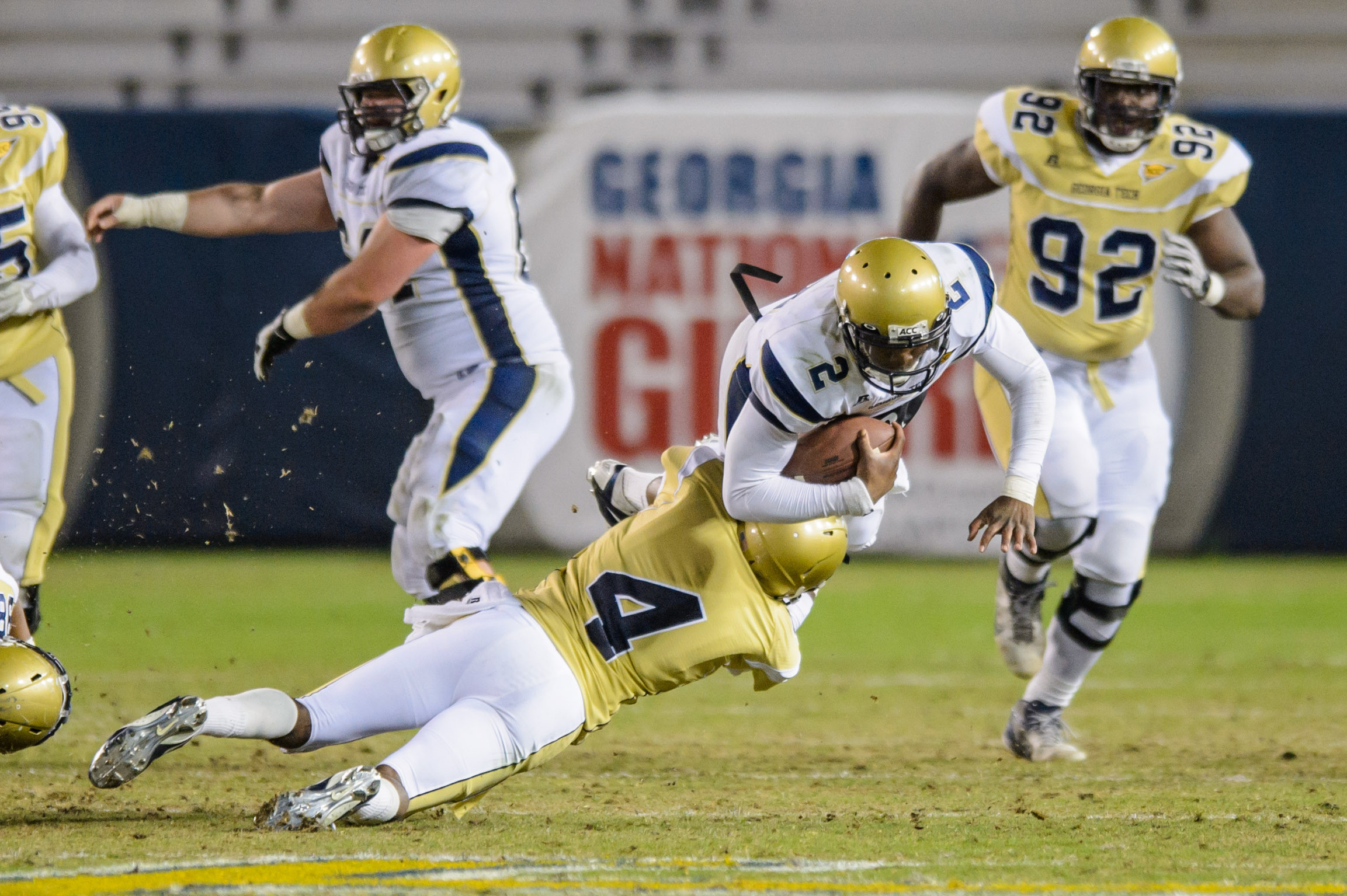 Jamal Golden (4), Vad Lee (2)