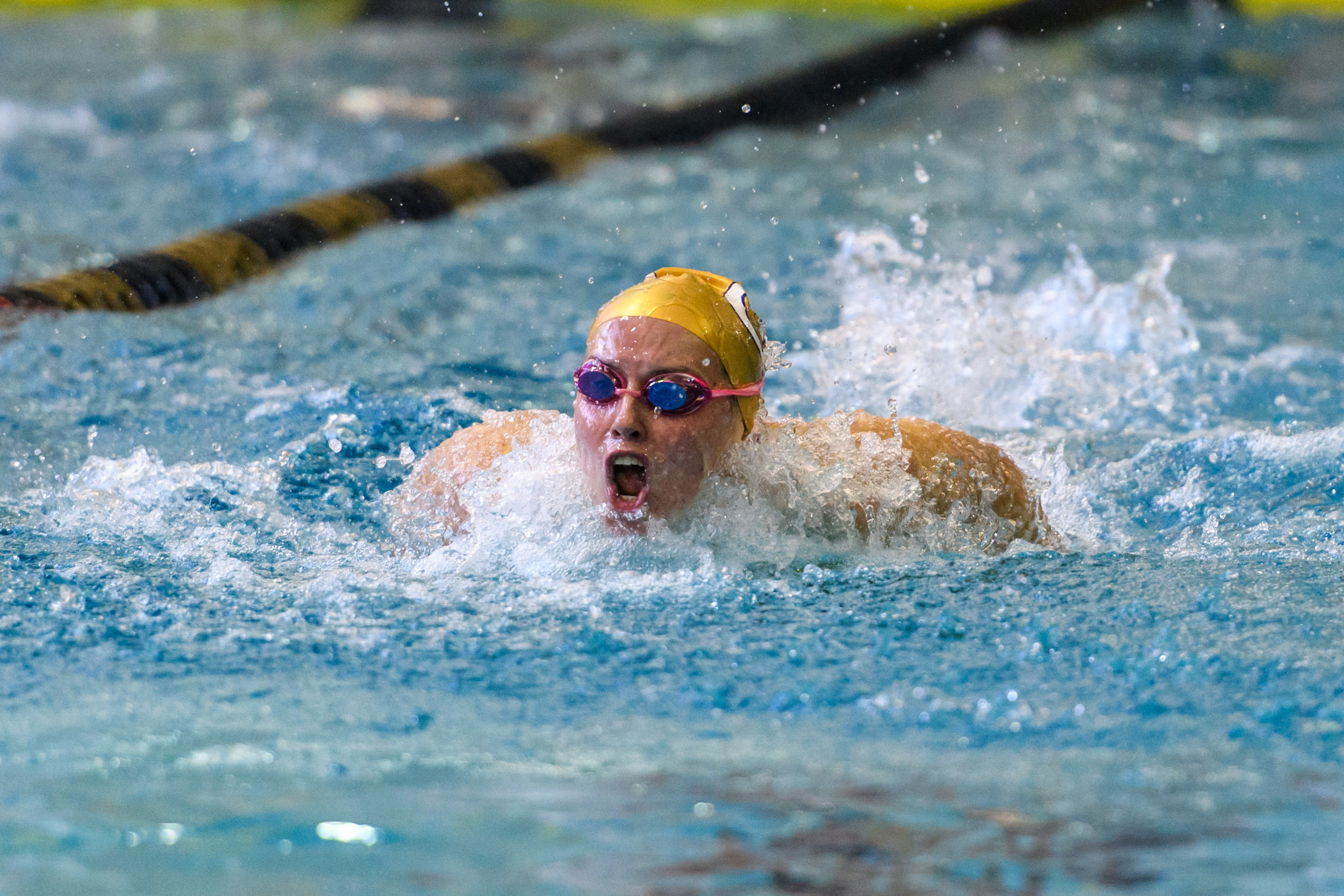 Yellow Jackets cruise past the Eagles, 156-98
