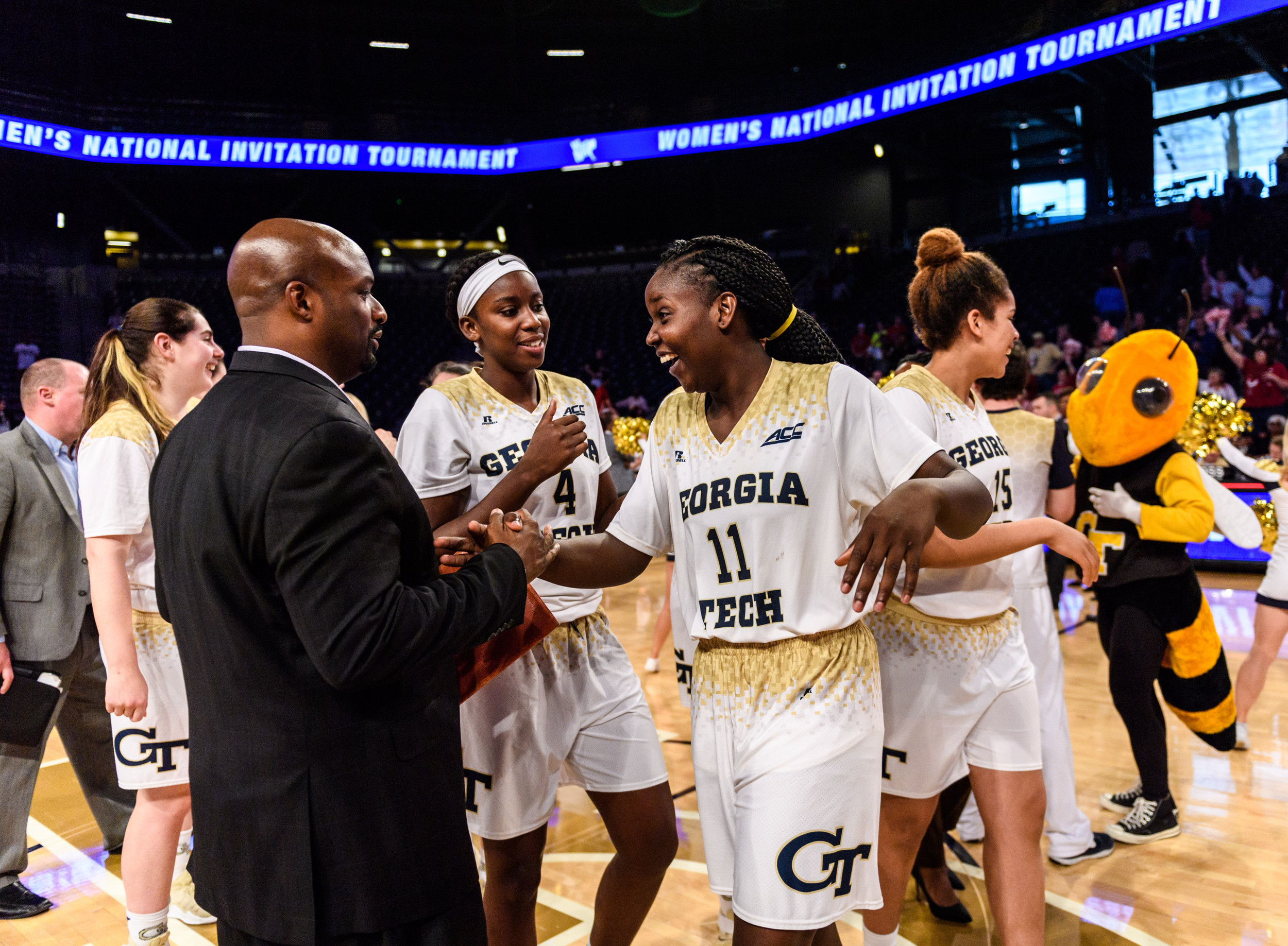 Anne Francoise Diouf (4), Elo Edeferioka (11), Assistant Coach Kevin Morrison