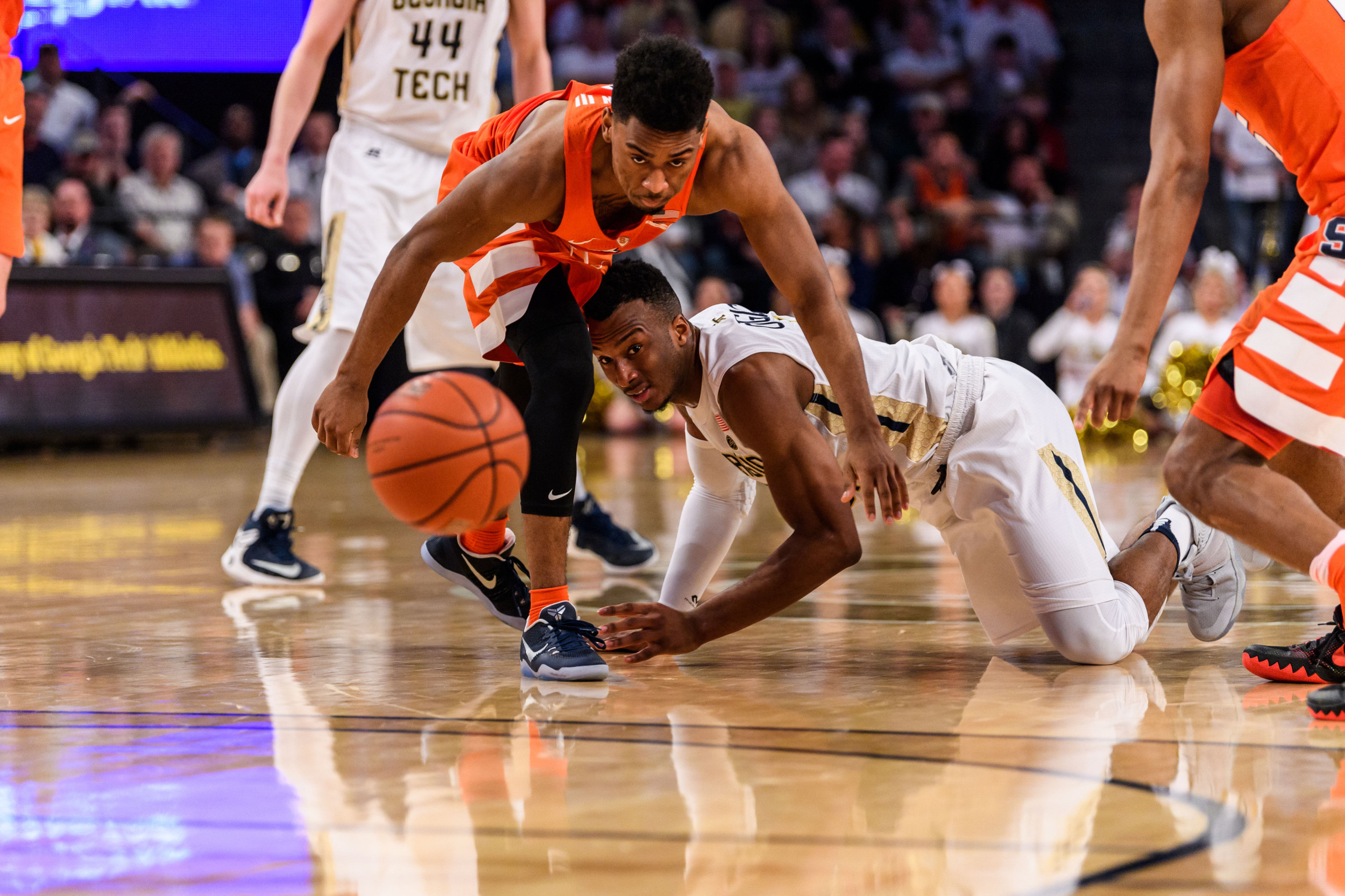Josh Okogie (5)