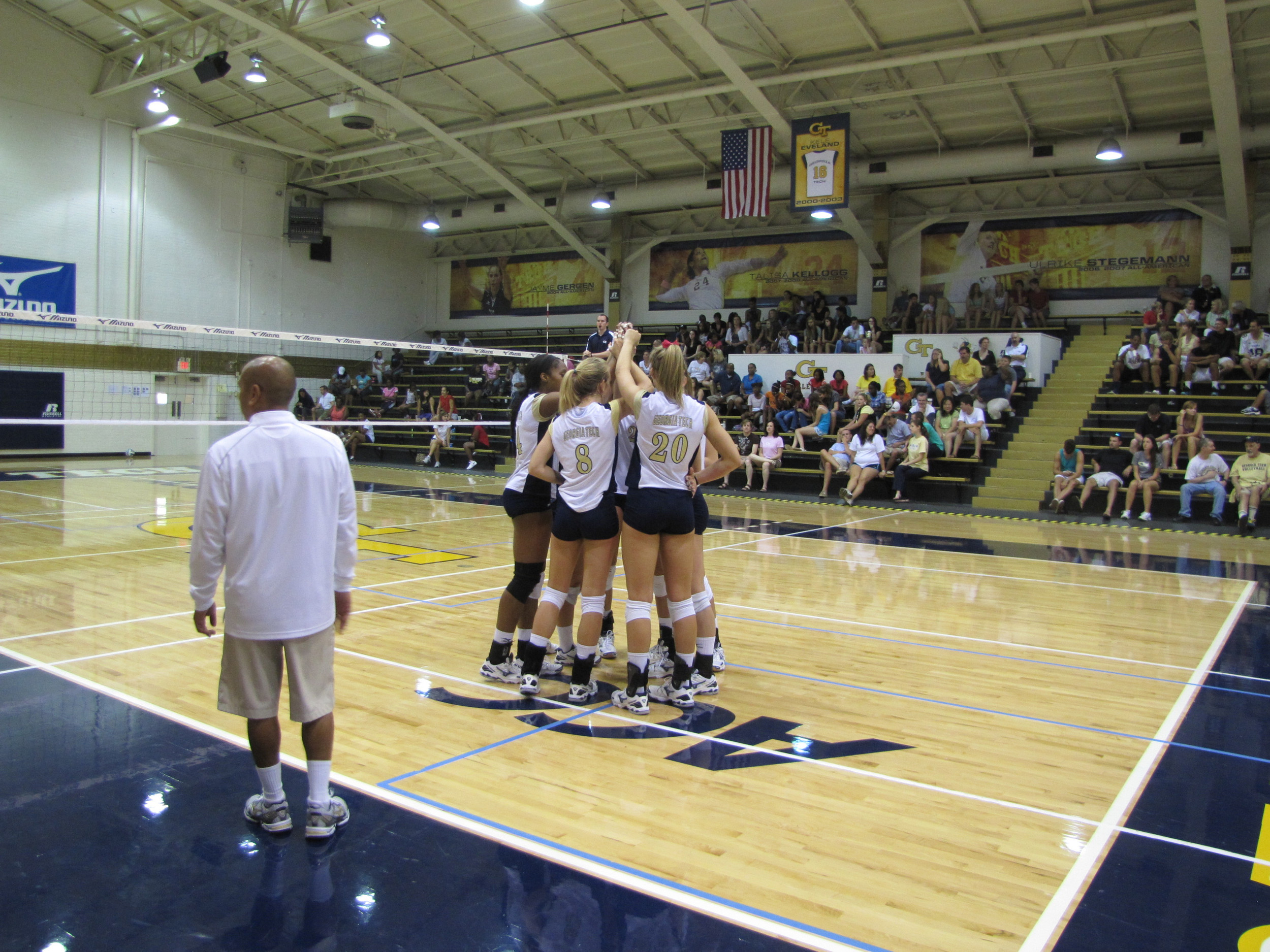 2011 Gold/White Scrimmage and Big Sisters Clinic
