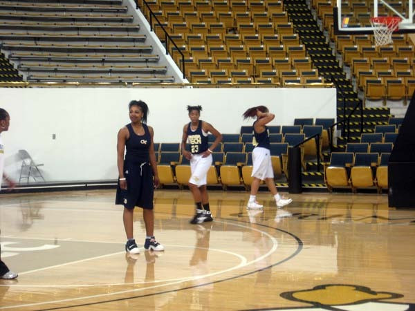 The Yellow Jackets prepare for the 2009 Foreign Tour