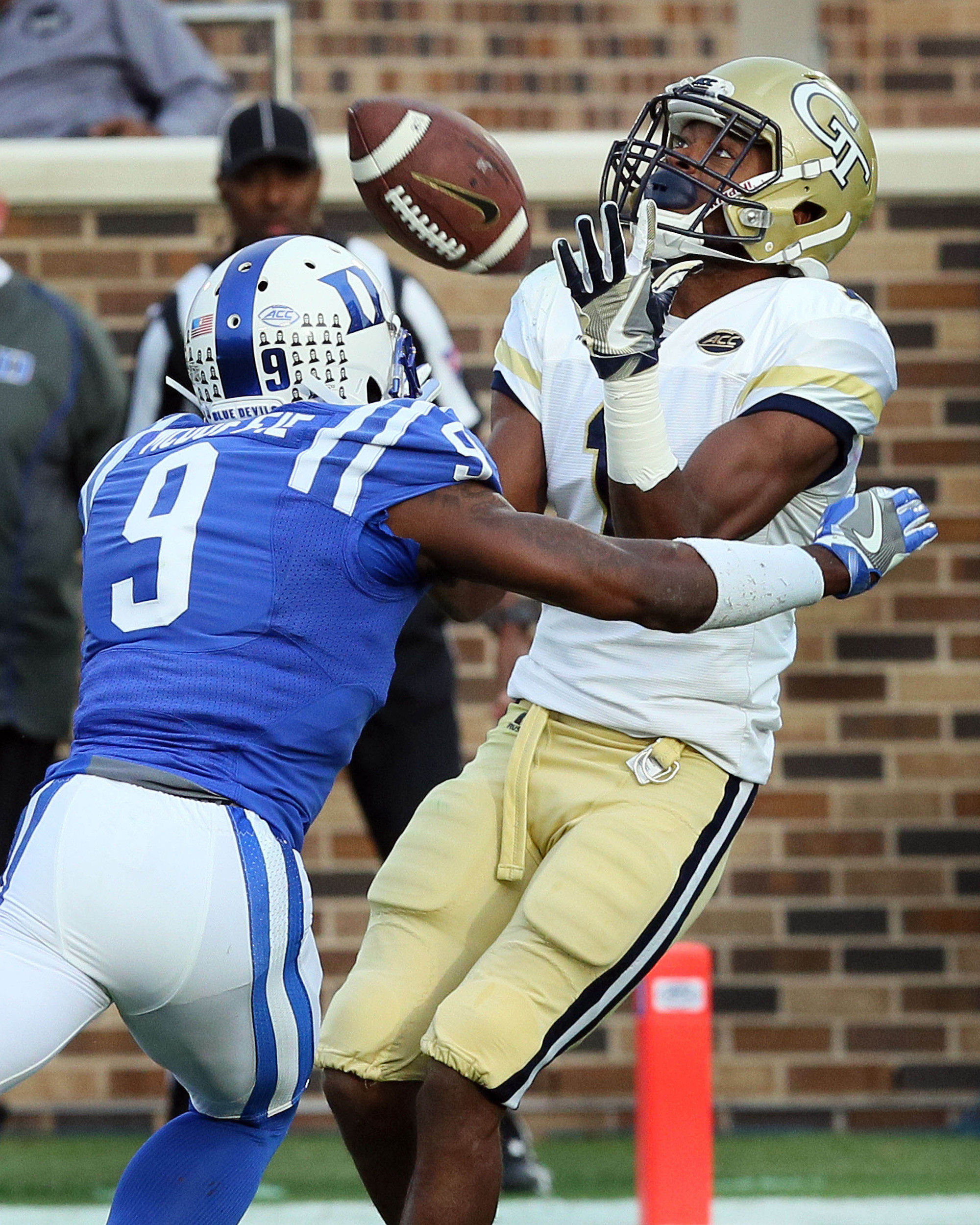 Nov 18, 2017; Durham, NC, USA; Georgia Tech Yellow Jackets running back Qua Searcy (1) catches the ball in front of Duke Blue Devils safety Jeremy McDuffie (9) and falls into the end zone for a touchdown in the first half at Wallace Wade Stadium. Mandatory Credit: Mark Dolejs-USA TODAY Sports