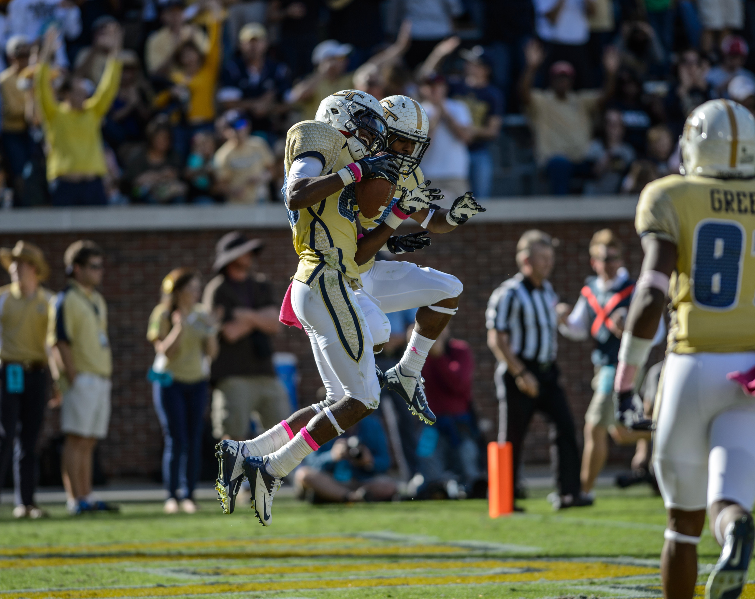Anthony Autry (80), Tony Zenon (9)