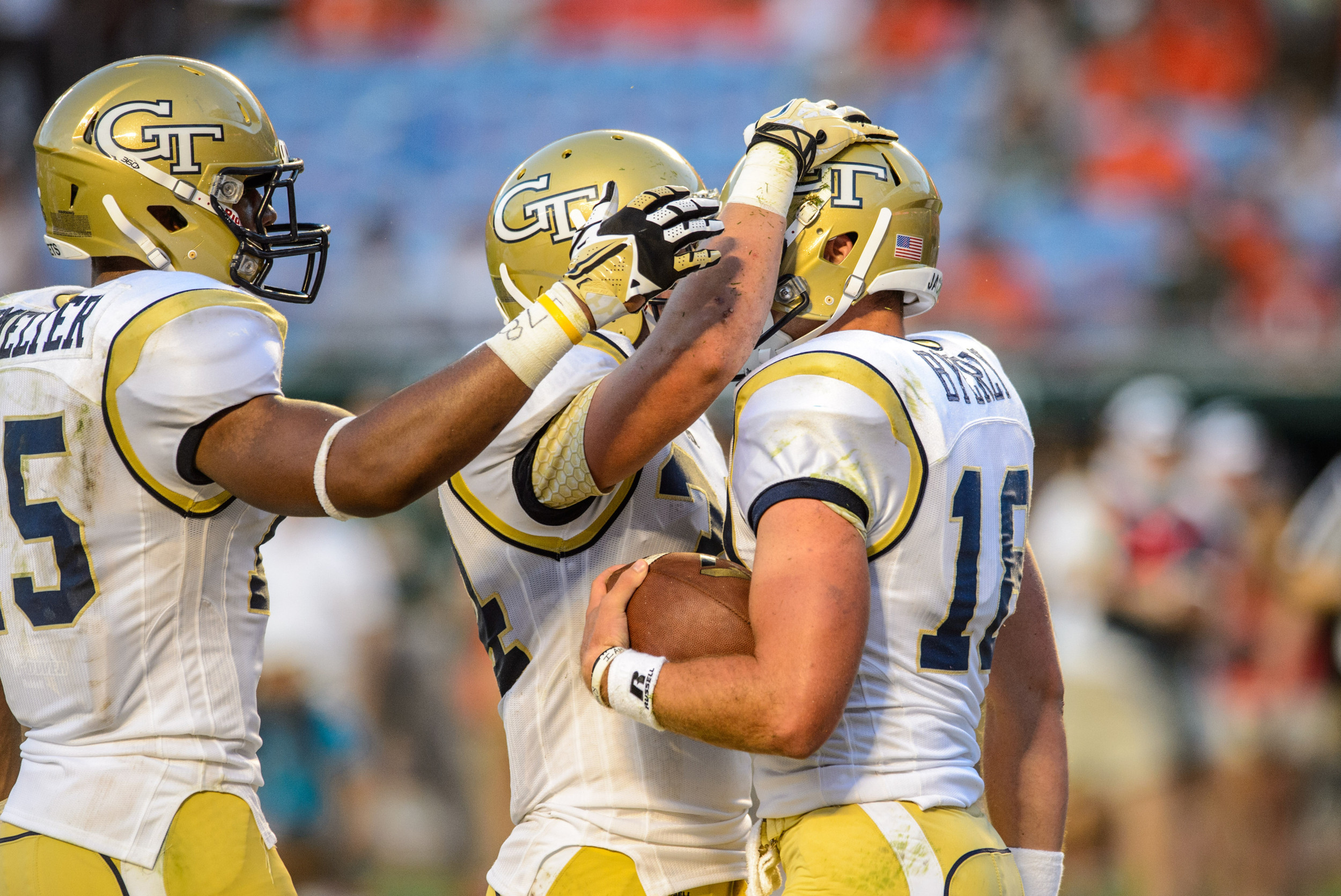 Tim Byerly (18), Matt Connors (34), DeAndre Smelter (15)