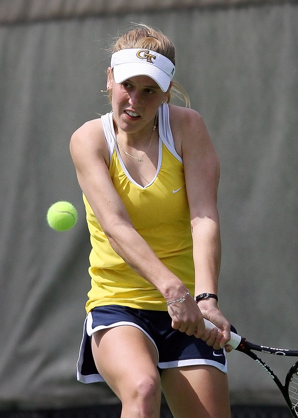 Lynn Blau