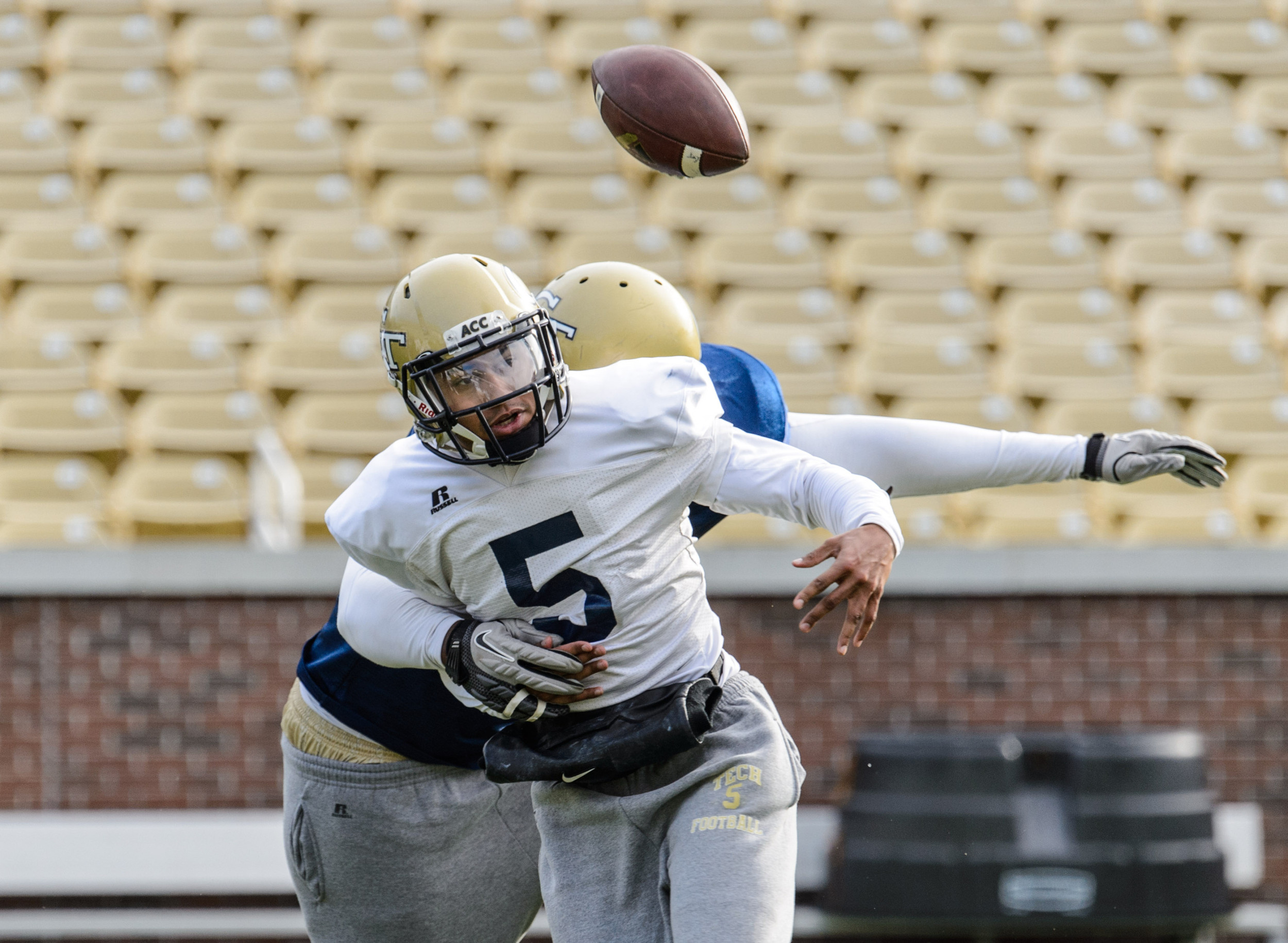 2013 Music City Bowl - Day 1