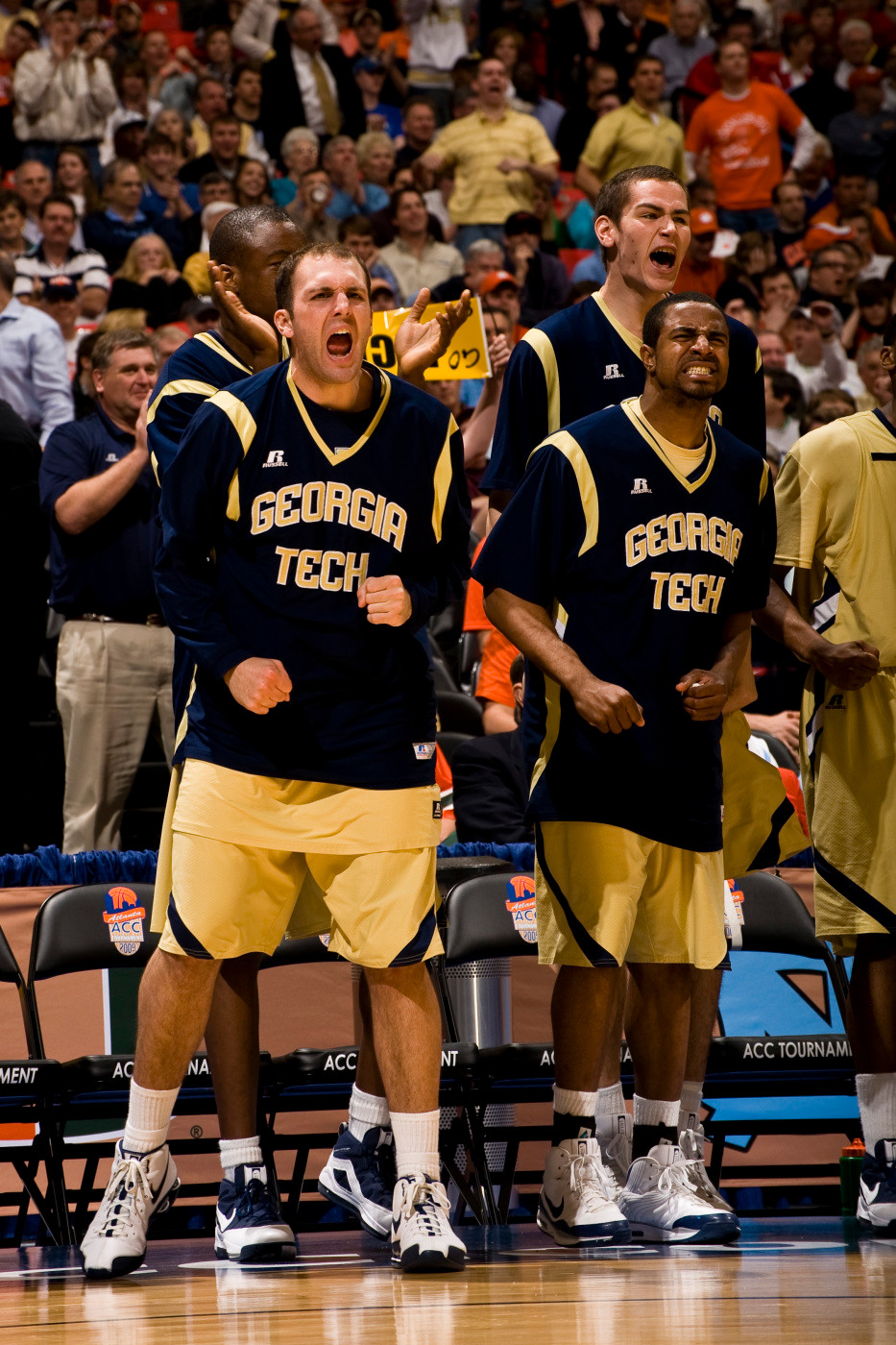 Ty Anderson and Gary Cage erupt on the bench at a Tech basket against Clemson - March 12, 2009