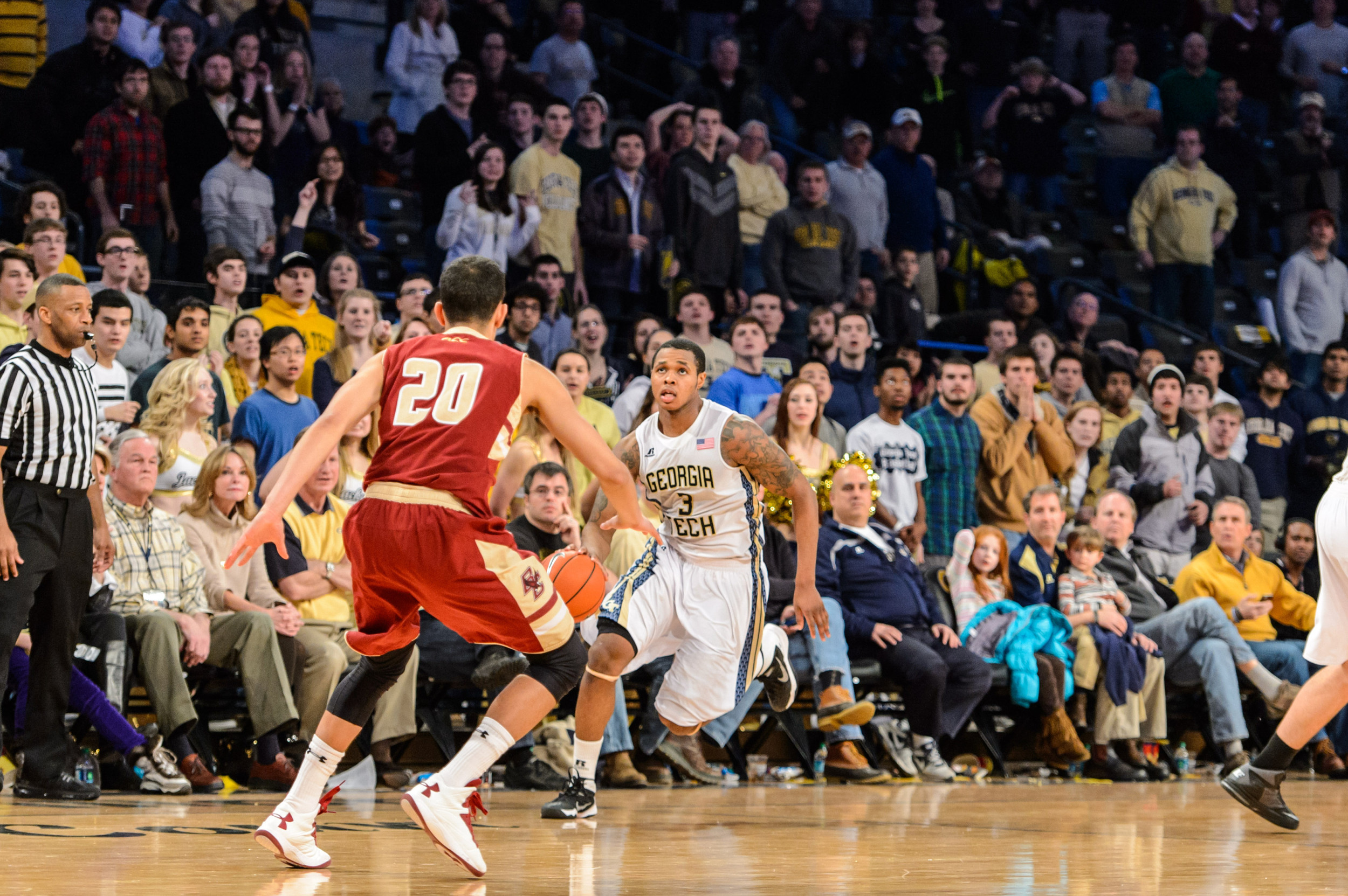 Marcus Georges-Hunt (3) hits game-winning 3-pointer with 0.7 seconds remaining.