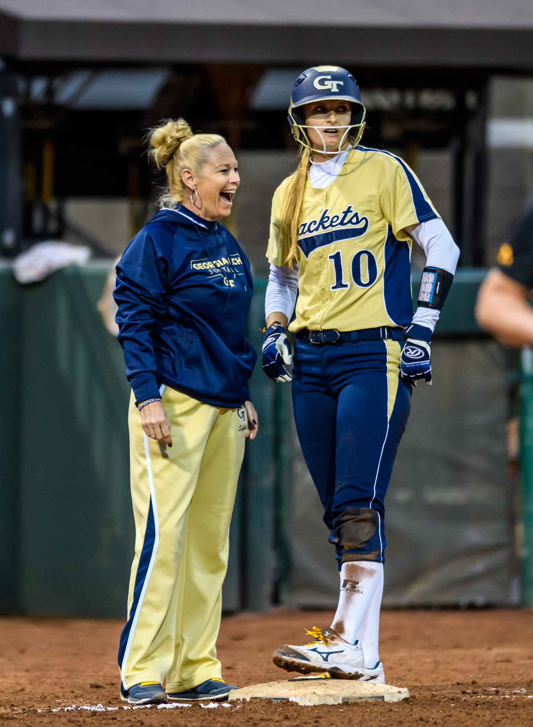Kendall Chadwick (10), Coach Shelly Hoerner