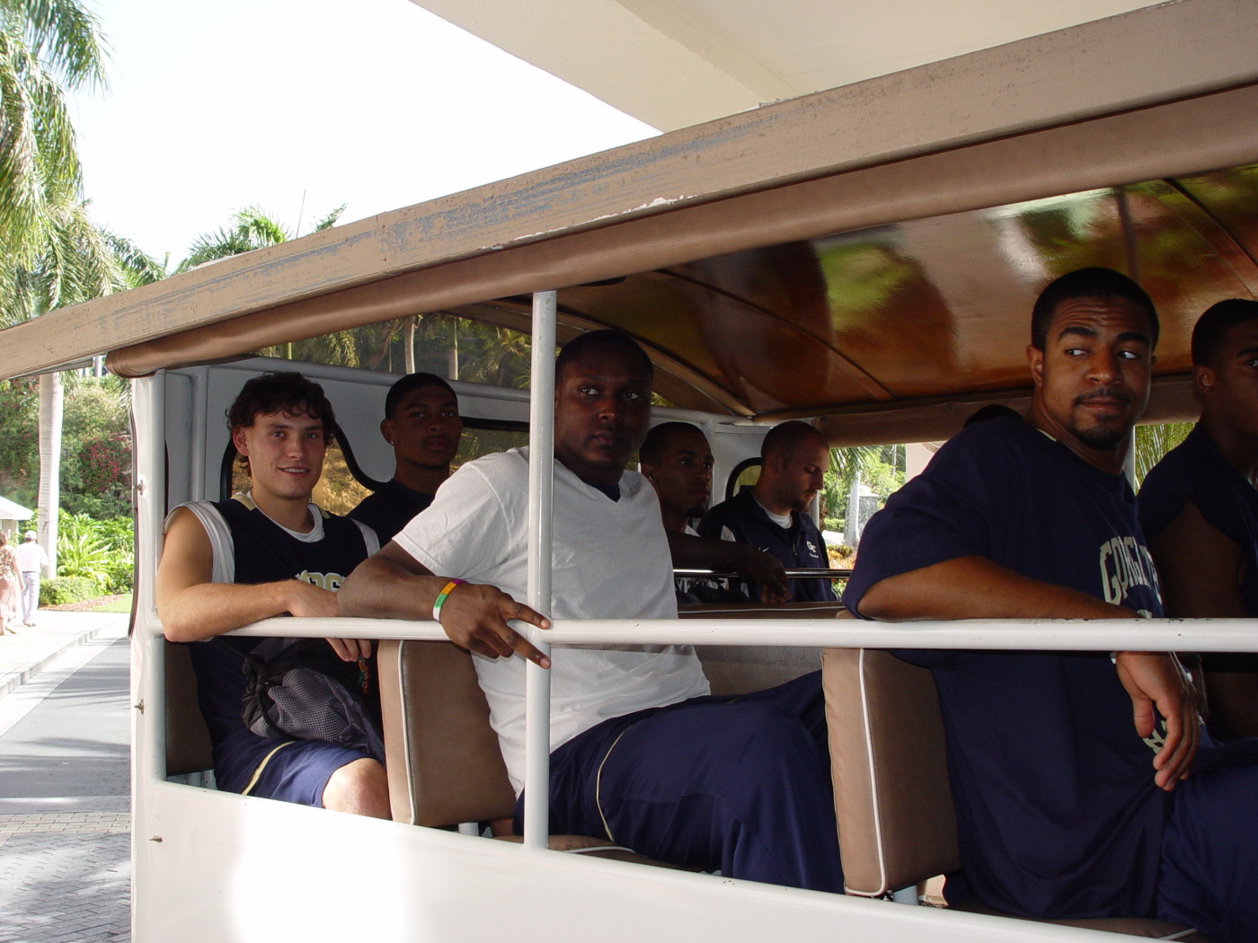 Matt Causey and the players on the bus to practice at the Paradise Jam, 11-15-07