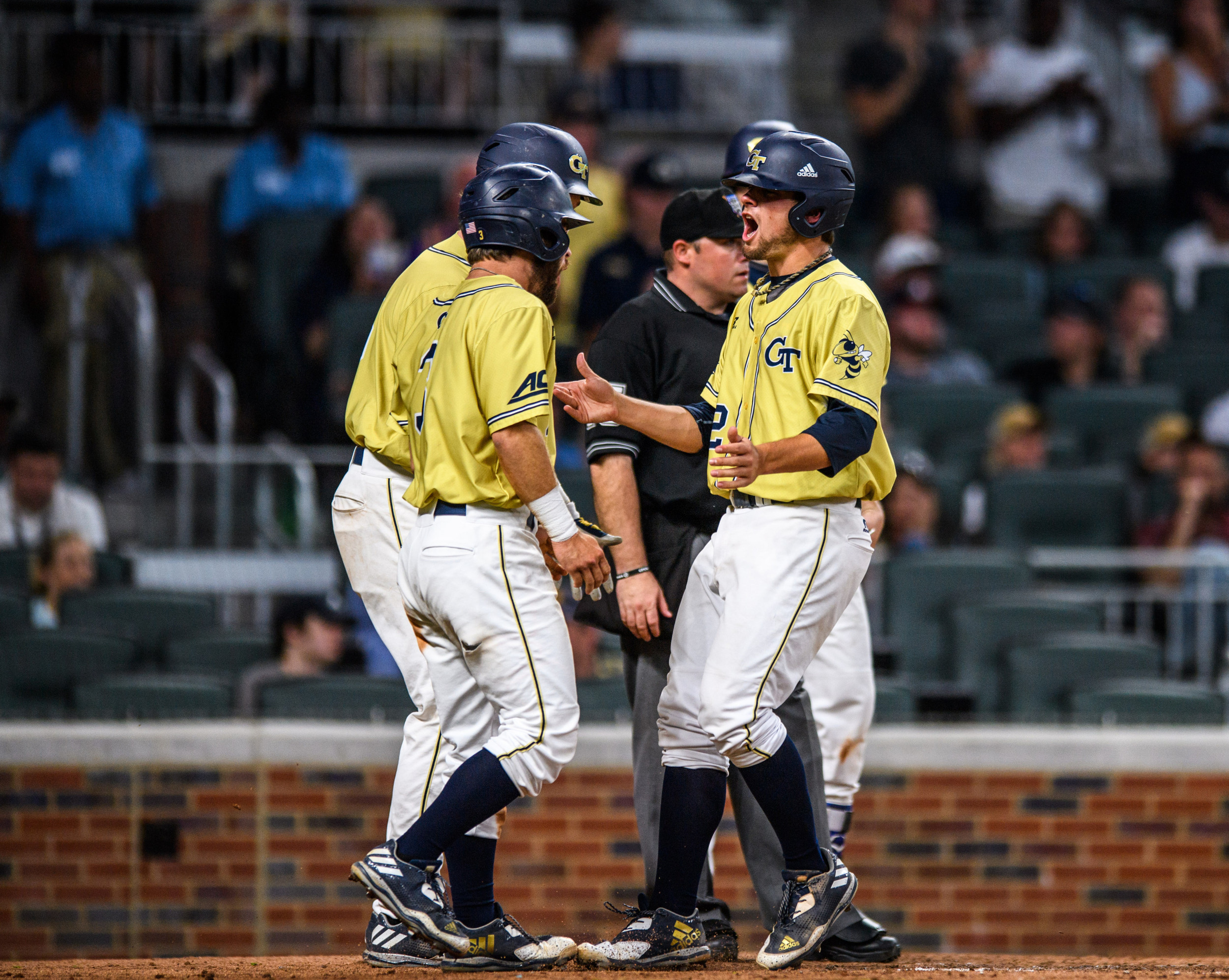 Wade Bailey (3), Trevor Craport (22)
