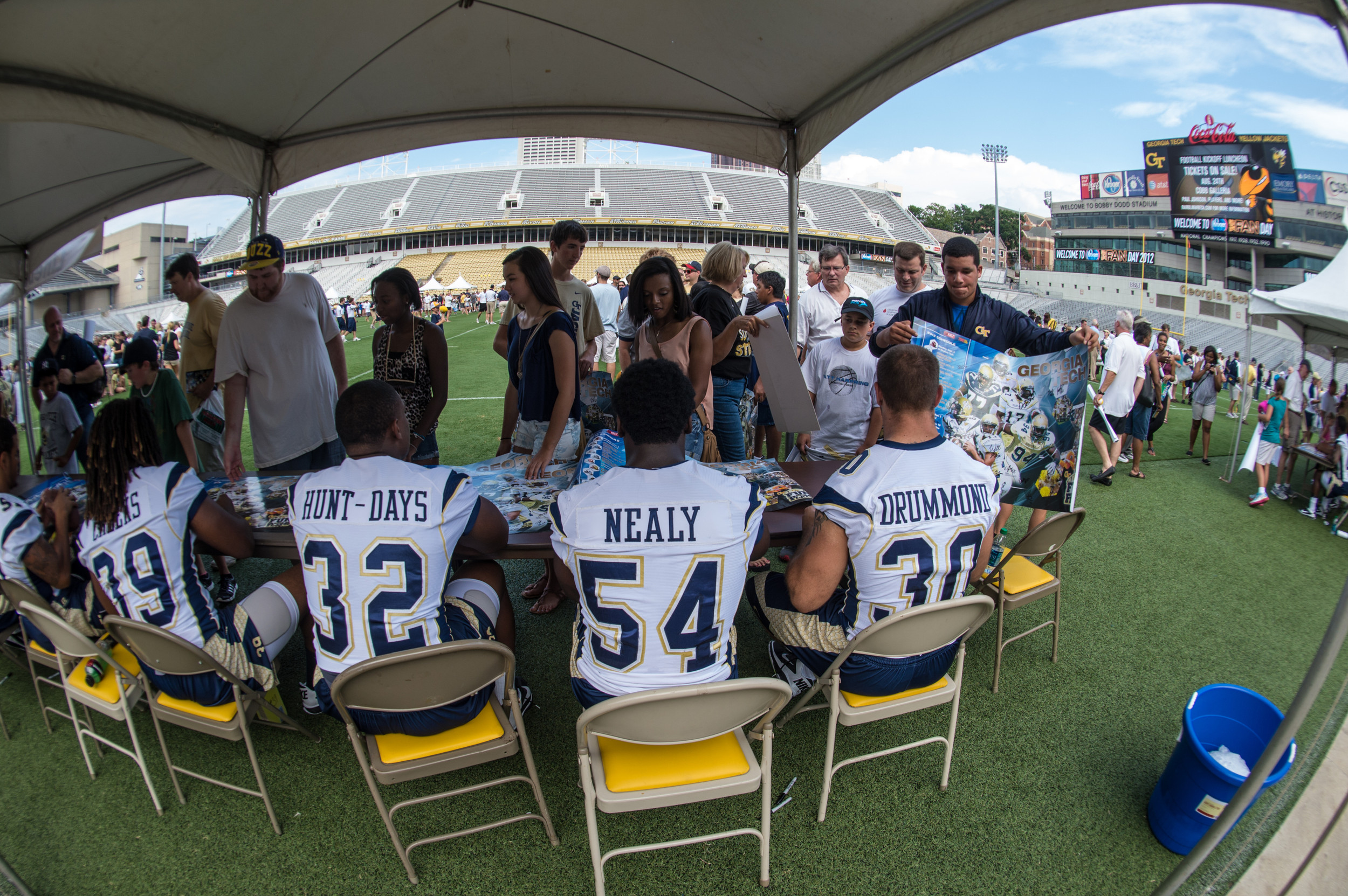Yellow Jacket Fan Day