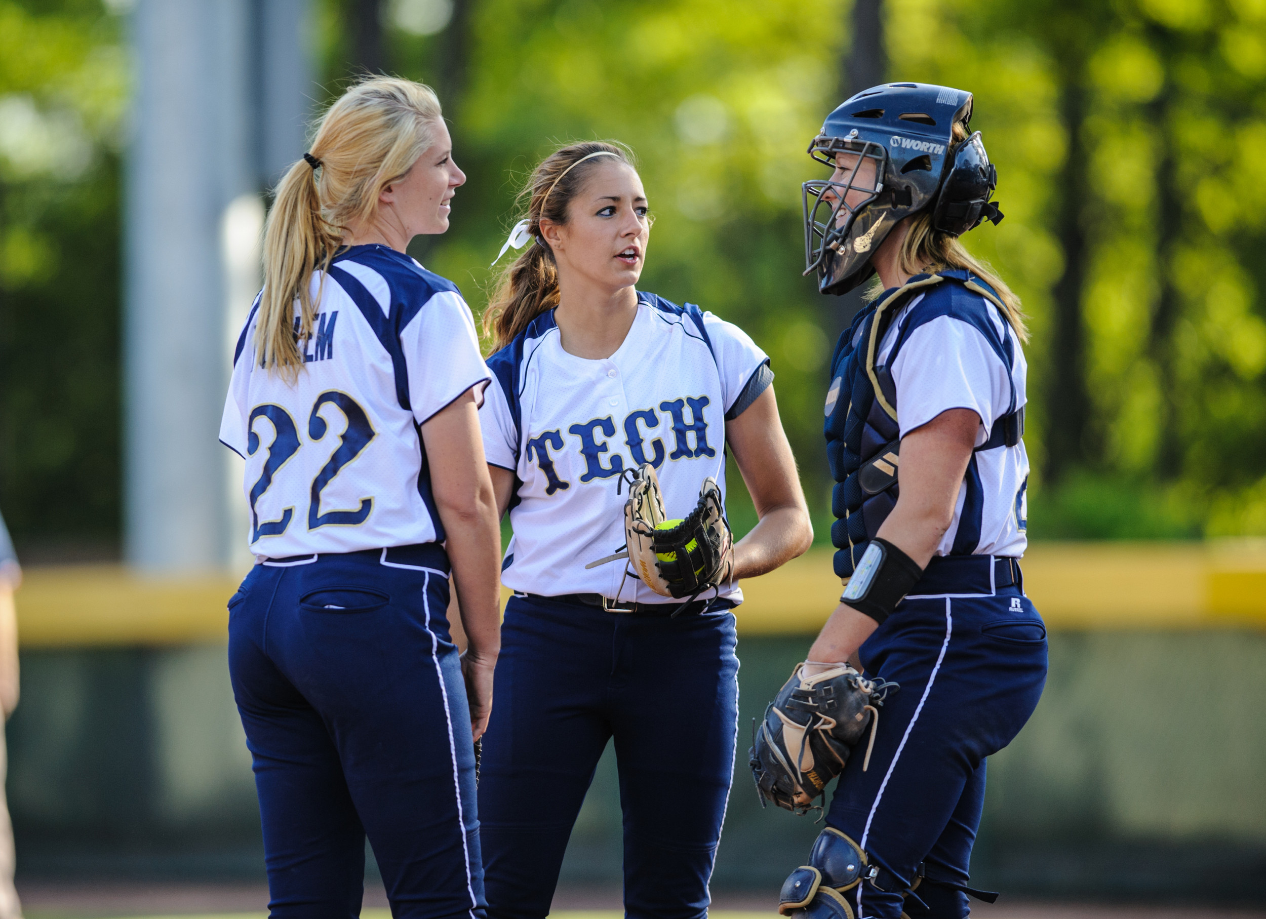 Karly Fullem (22), Kylie Kleinschmidt (21), Alysha Rudnik (25)