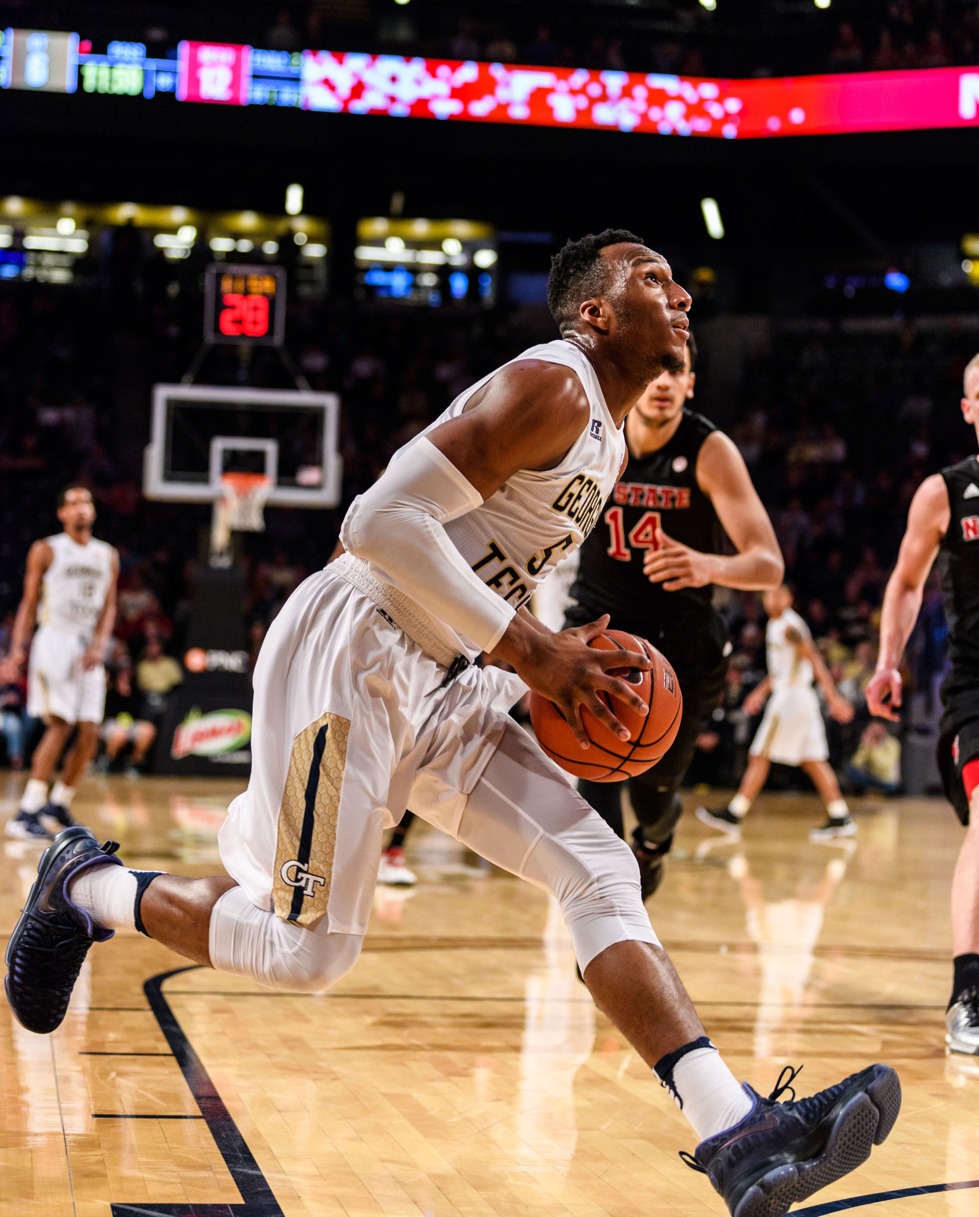 Josh Okogie (5)
